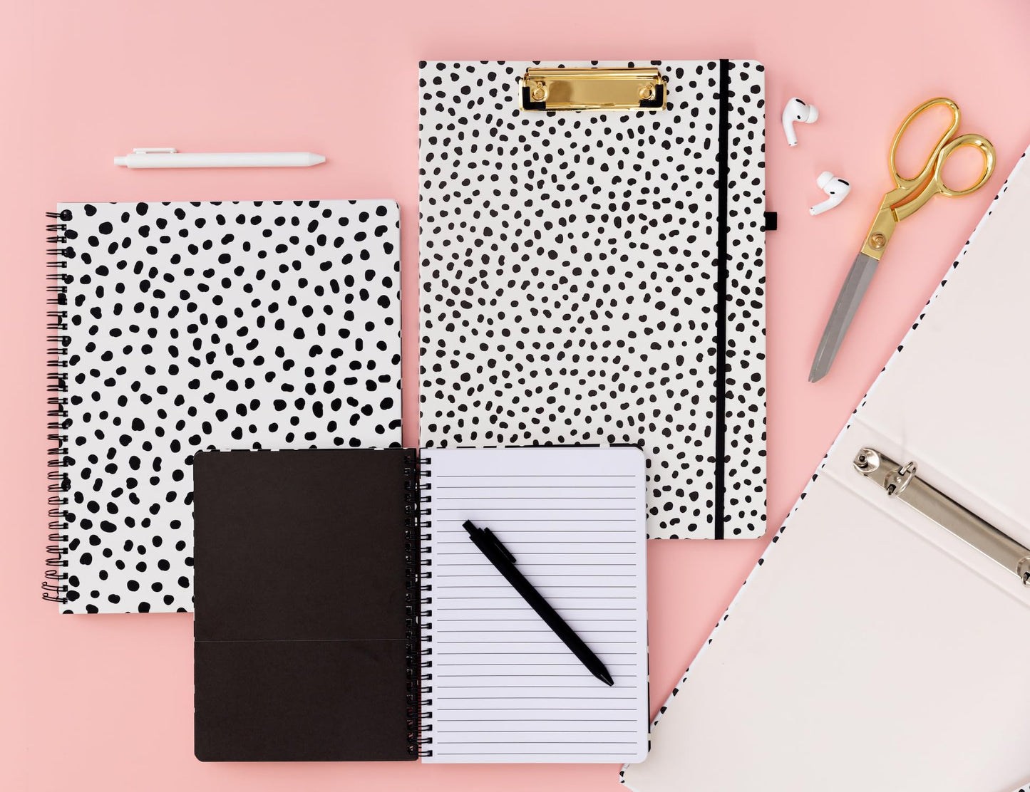 Steel Mill & Co Cute Clipboard Folio with Refillable Lined Notepad and Interior Storage Pocket, Black and White Padfolio for Work, Black Dots