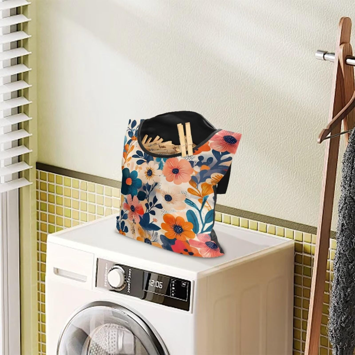 Colorful Gorgeous Flowers Rotatable Clothespin Storage Bag