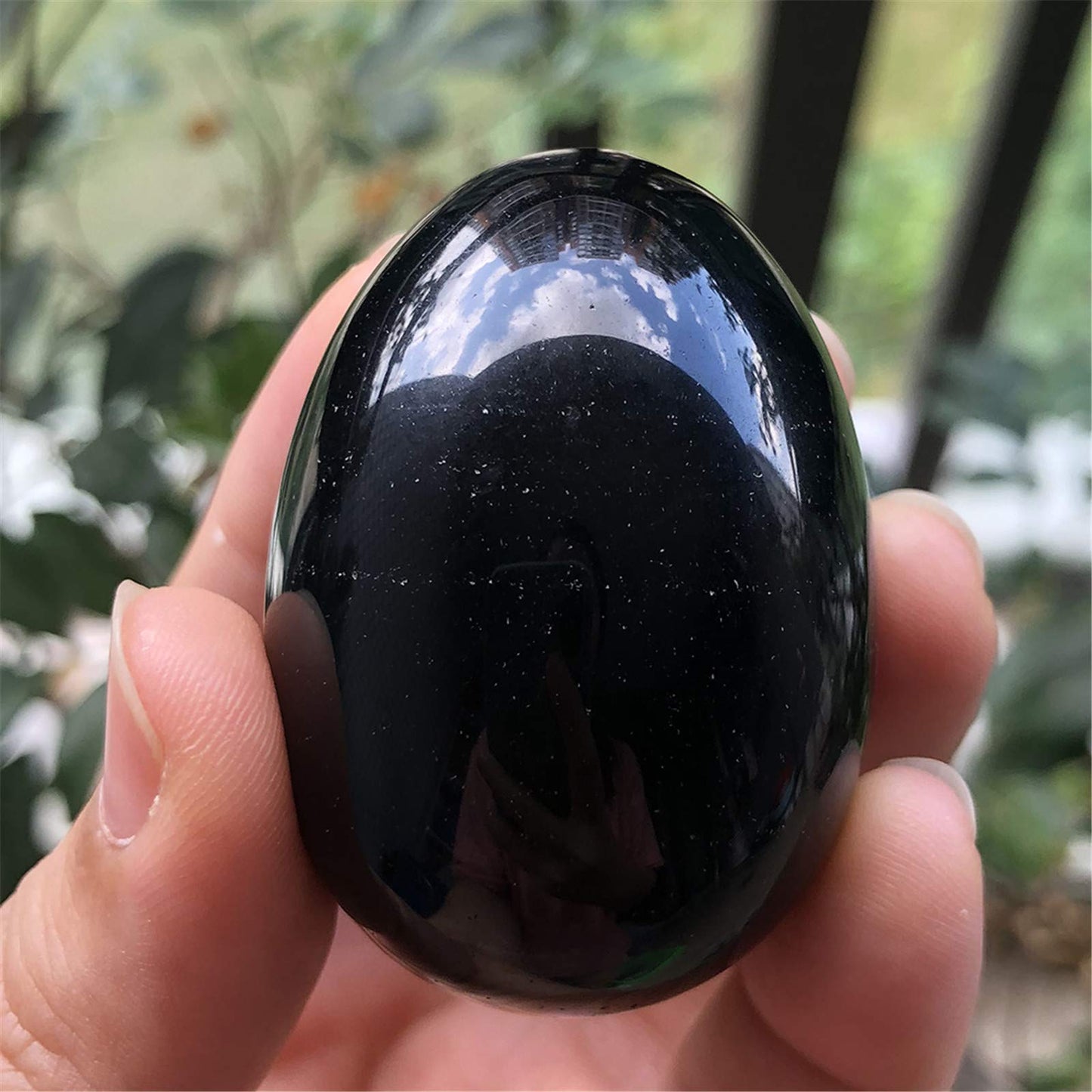 Fekuar Stone Egg Figurine, Polished Healing Crystal Easter Eggs Sphere Sculpture with Wood Stand, Natural Black Obsidian, 1.8"