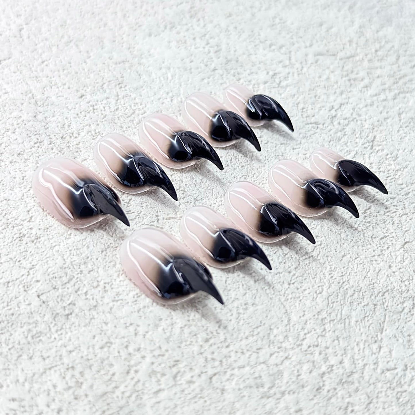 10 Pcs Stiletto Press on Nails Curved Medium Cat Claw Nails Press Ons Unique 3D Black French Tip Cat Claw Handmade Fake Nails Thick Gradient Designs Stick on Nail Glossy Acrylic Nail (S)