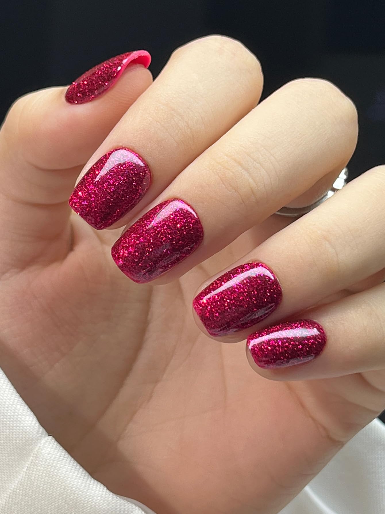 Hrnsnails Medium Square Press On Nails, Glue On Nails Medium Length Fake Nails with Red Glitter Glossy Designs, Nails Press Ons Gel False Nails, Artificial Nails Stick On Nails for Women