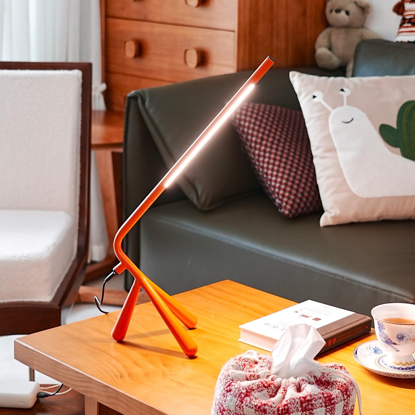 Simisand LED Creative Desk Lamp with USB Tybe-c Stepless Dimmable Eye Caring Desk Light for Home Office Bedroom Bedside College Dorm, Reading Lamp,Decorative Gift Table Lamp Red Orange