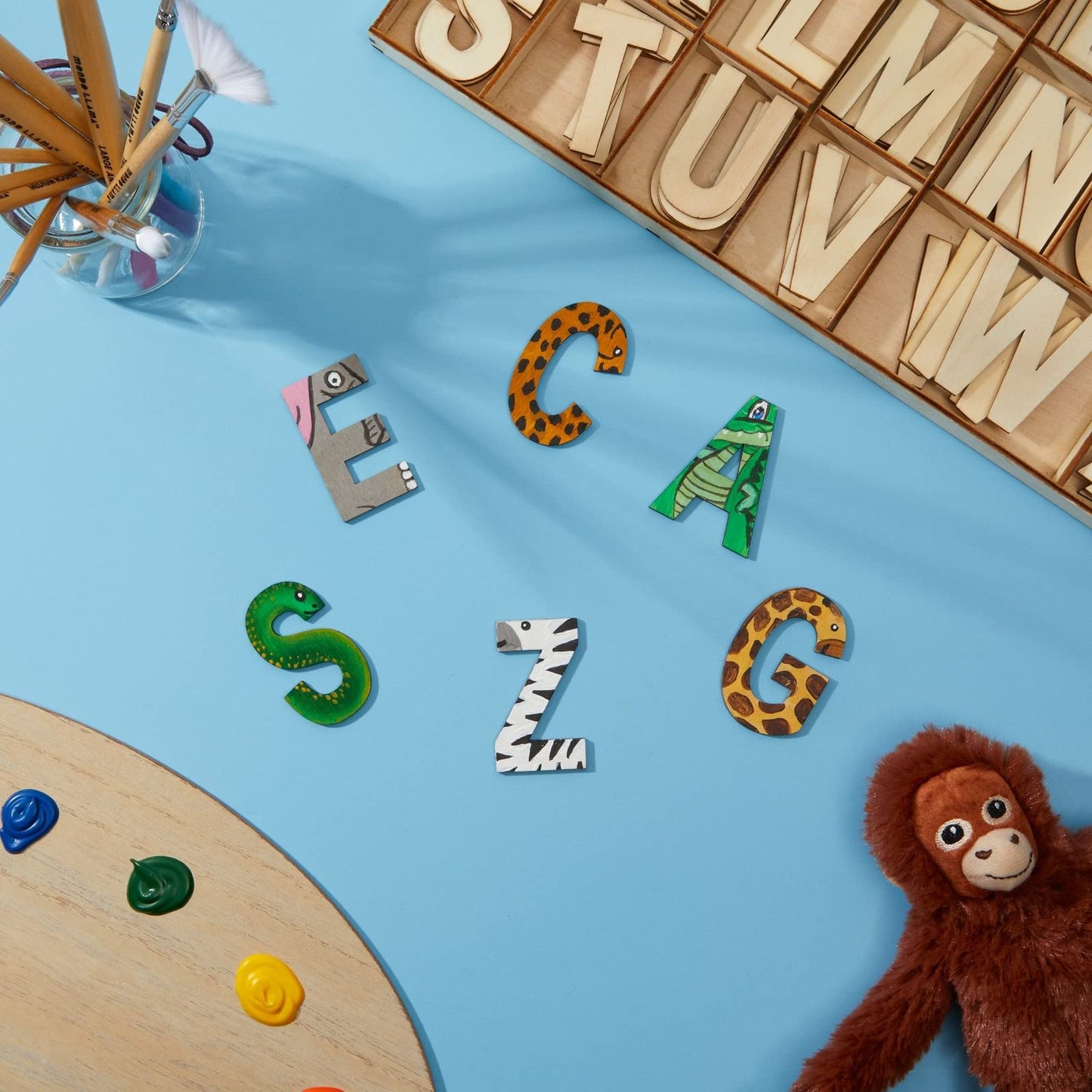 Juvale Wooden Letters for Crafts, Alphabet Set - 2-Inch Natural Wood, 104-Piece Uppercase Alphabet - 26-Compartment Sorting Tray - DIY Wood Letters for Painting & Decorating