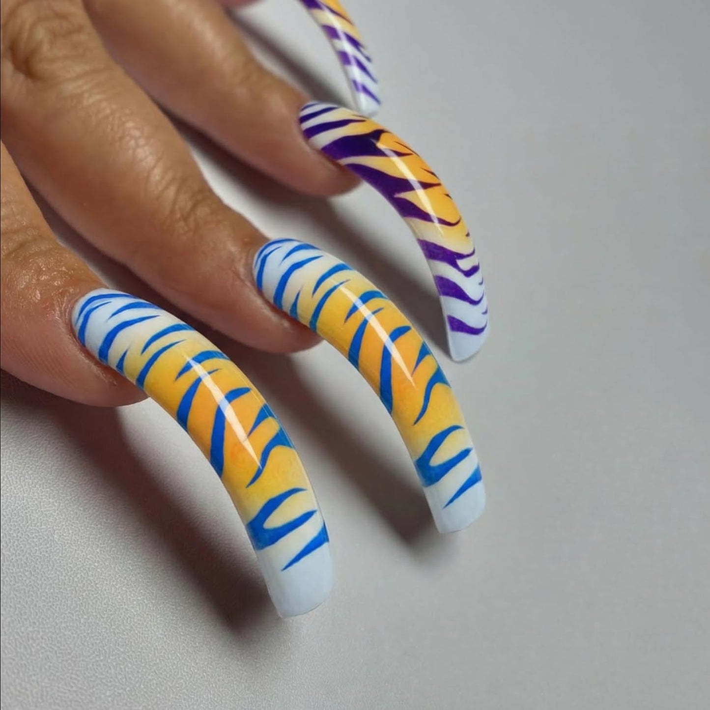 IMSOHOT Long Curved Press on Nails, Square Tiger Stripe Fake Tips with Glue, 20Pcs Full Cover Colorful Animal Print, Ombre Aesthetic Acrylic Glue-ons