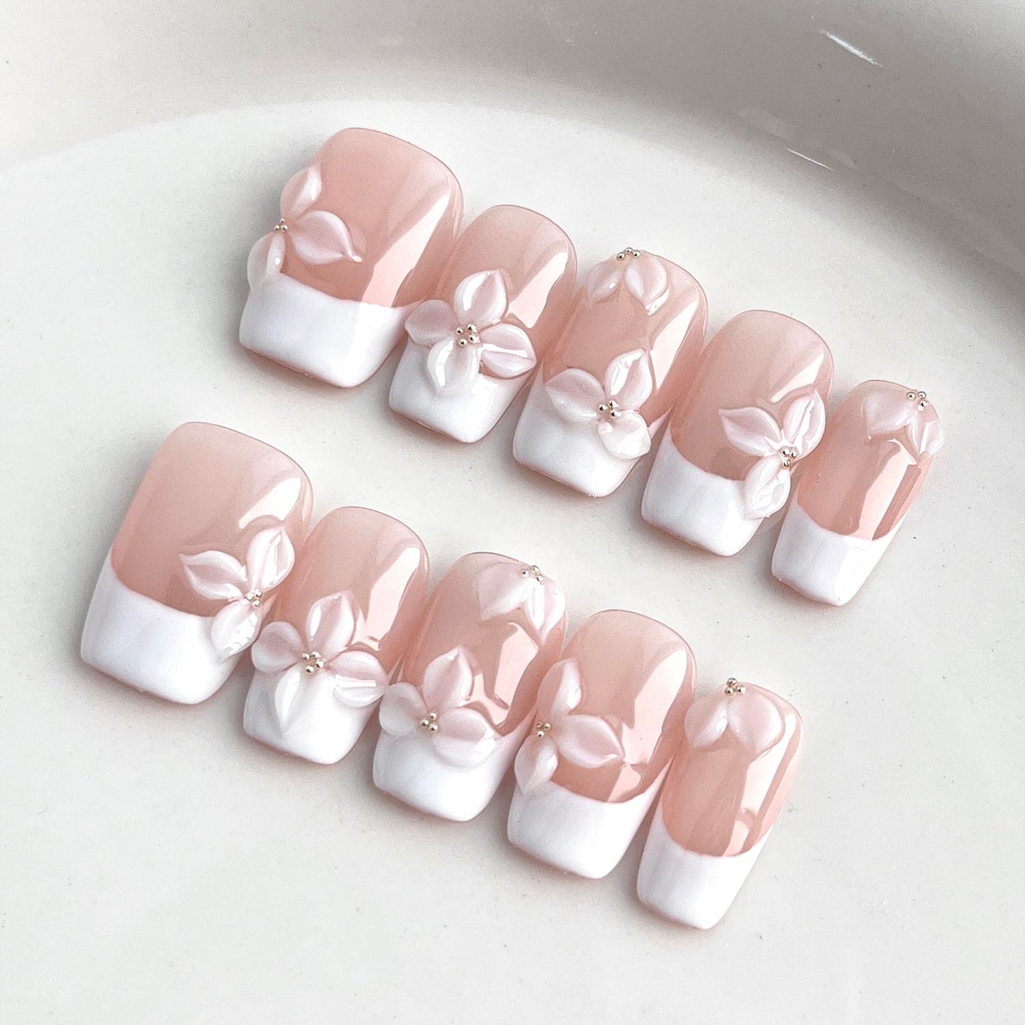 Handmade Press on Nails Short Coffin White French Tip Thick Acrylic Fake Nails 3D Floral False Nails with White Flower Embossed Designs Elegant Sturdy Nail Art Press on Nails 10Pcs(S)