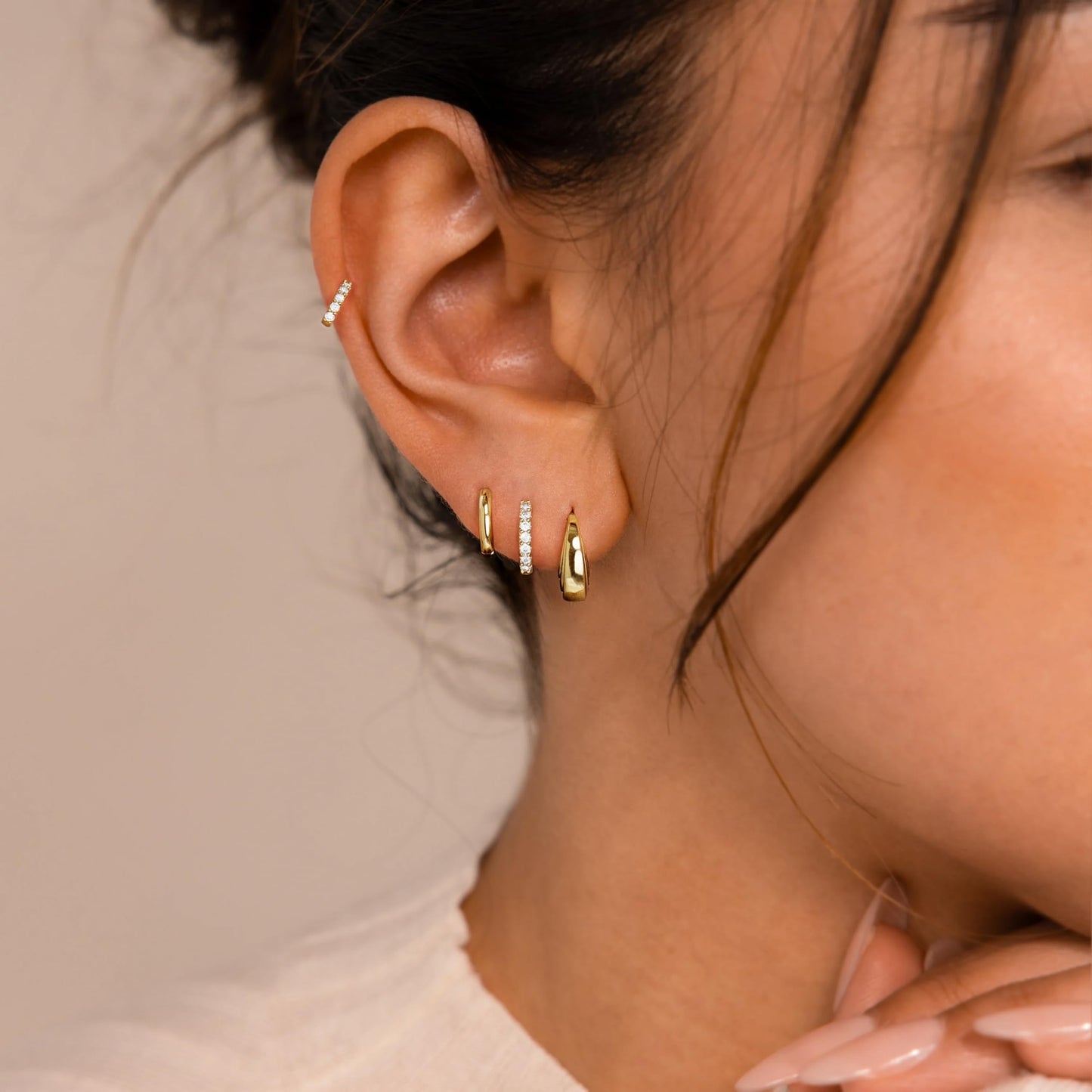 4 Pairs Small Gold Hoop Earrings Set for Women, Trendy Dangle Huggie Earrings for Multiple Piercing, Cartilage Conch Cute Small Hoops Jewelry Stacks for Gifts Clip On