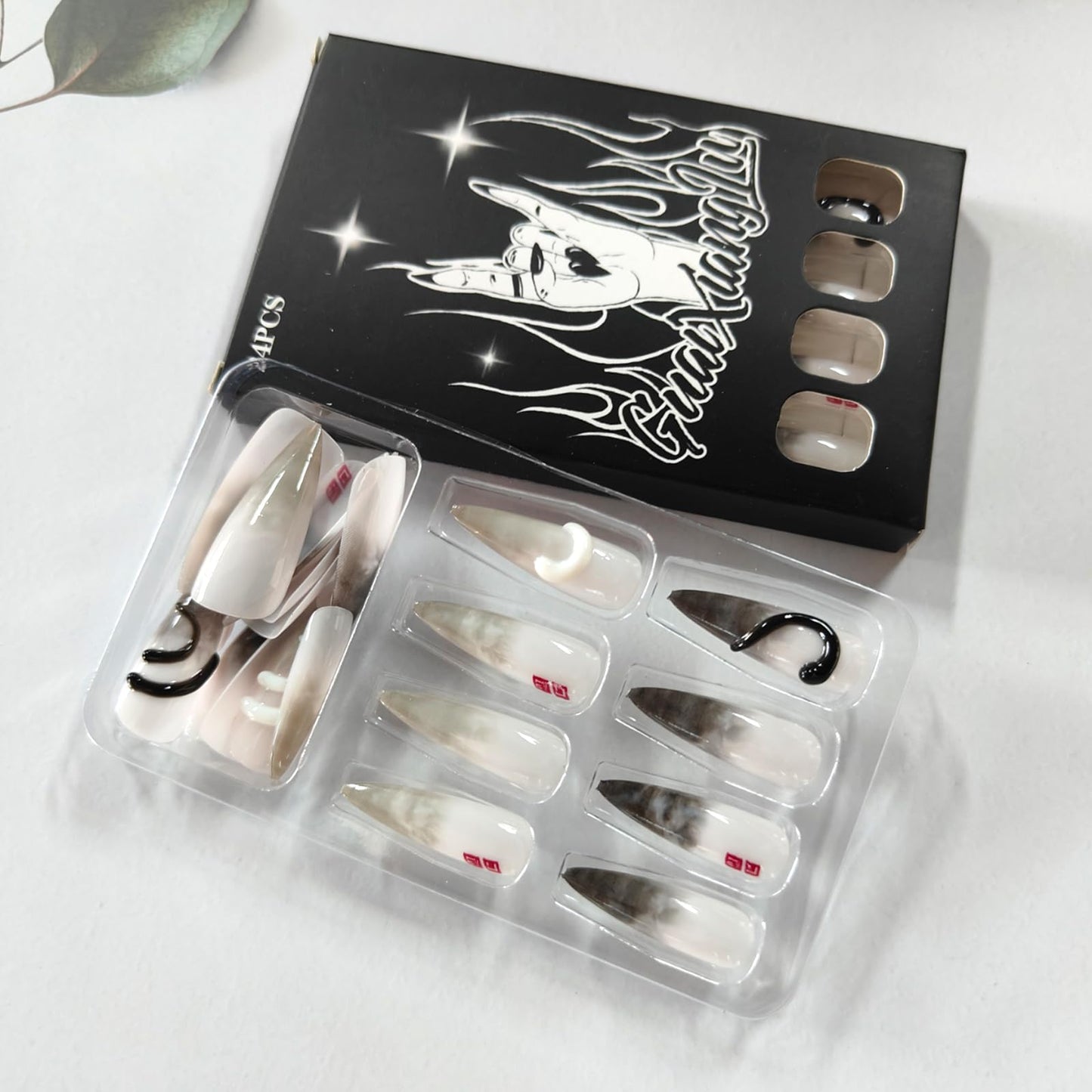 GCSQW Press on Nails Long Stiletto Fake Nails with 3D Snake Designs Halloween Glue on Nails Black Gradient Glossy Acrylic Nails Almond False Nails Stick on Nails for Women 24Pcs