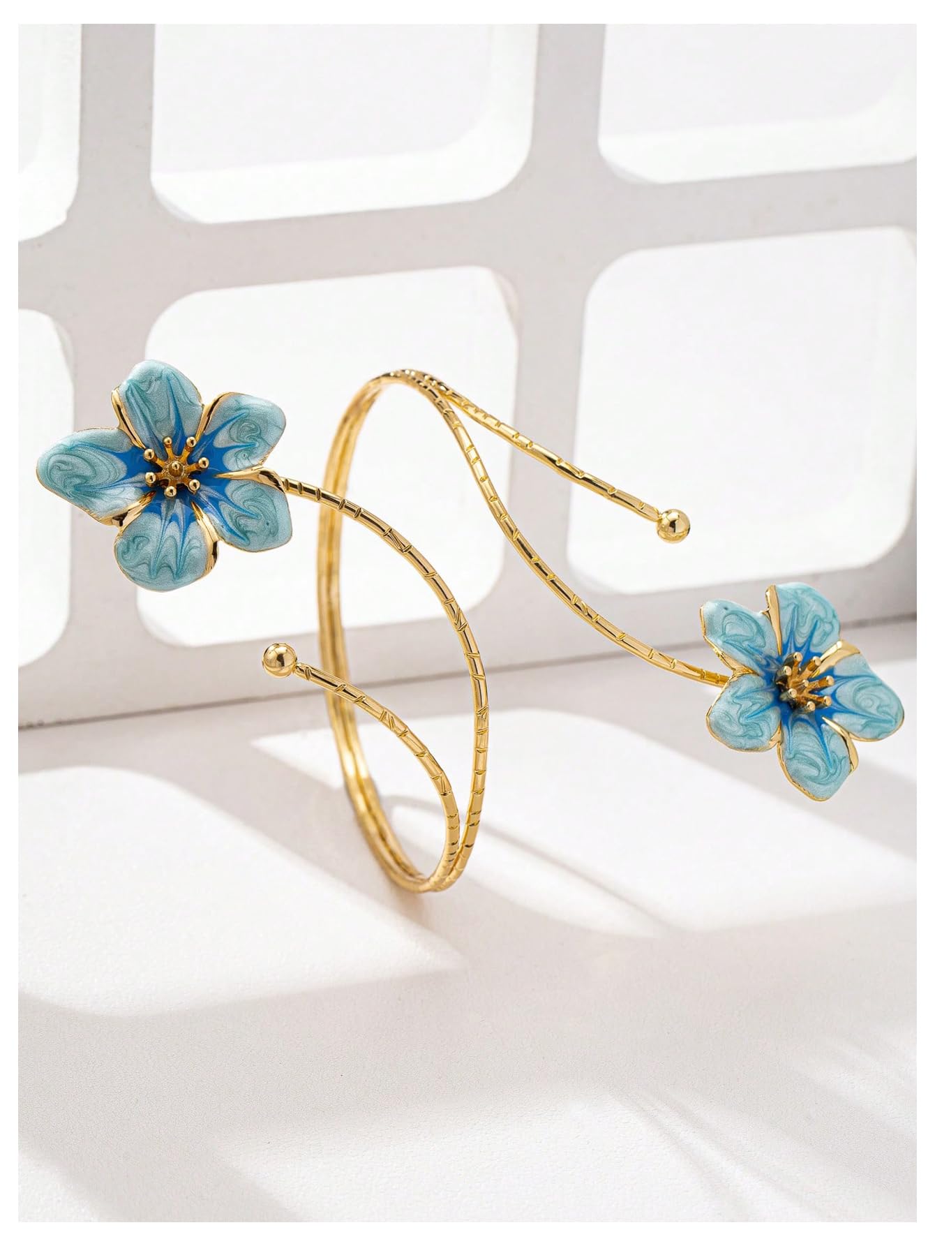 MakeMeChic Beach Gold Arm Cuff Jewelry for Women Bangle Band Armlet Flower Upper Arm Cuff Bracelet Summer Beach Essentials Blue One-Size