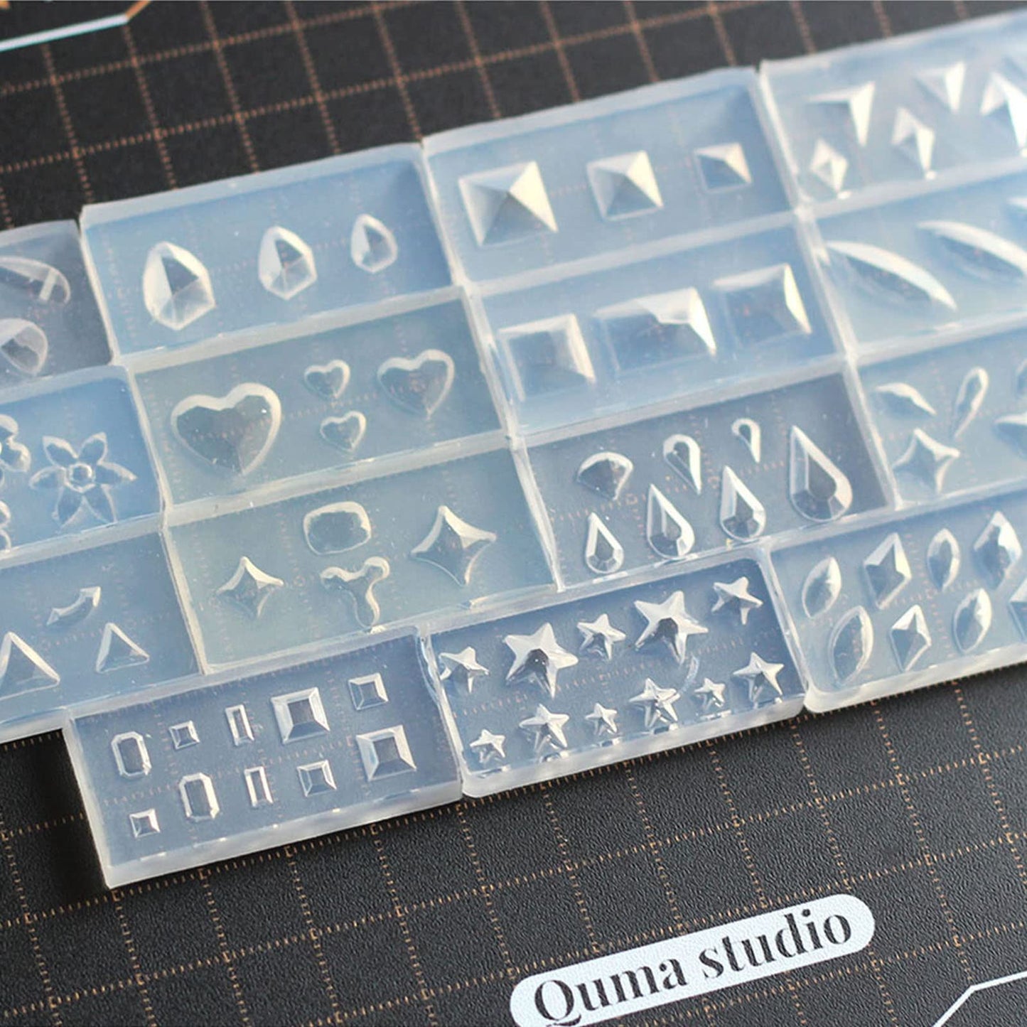 Unahtinr 15Pcs Mini Faceted Gem Heart Silicone Molds Nail Art Carving Mold Suitable for DIY Nail Art Decoration Supplies Tool
