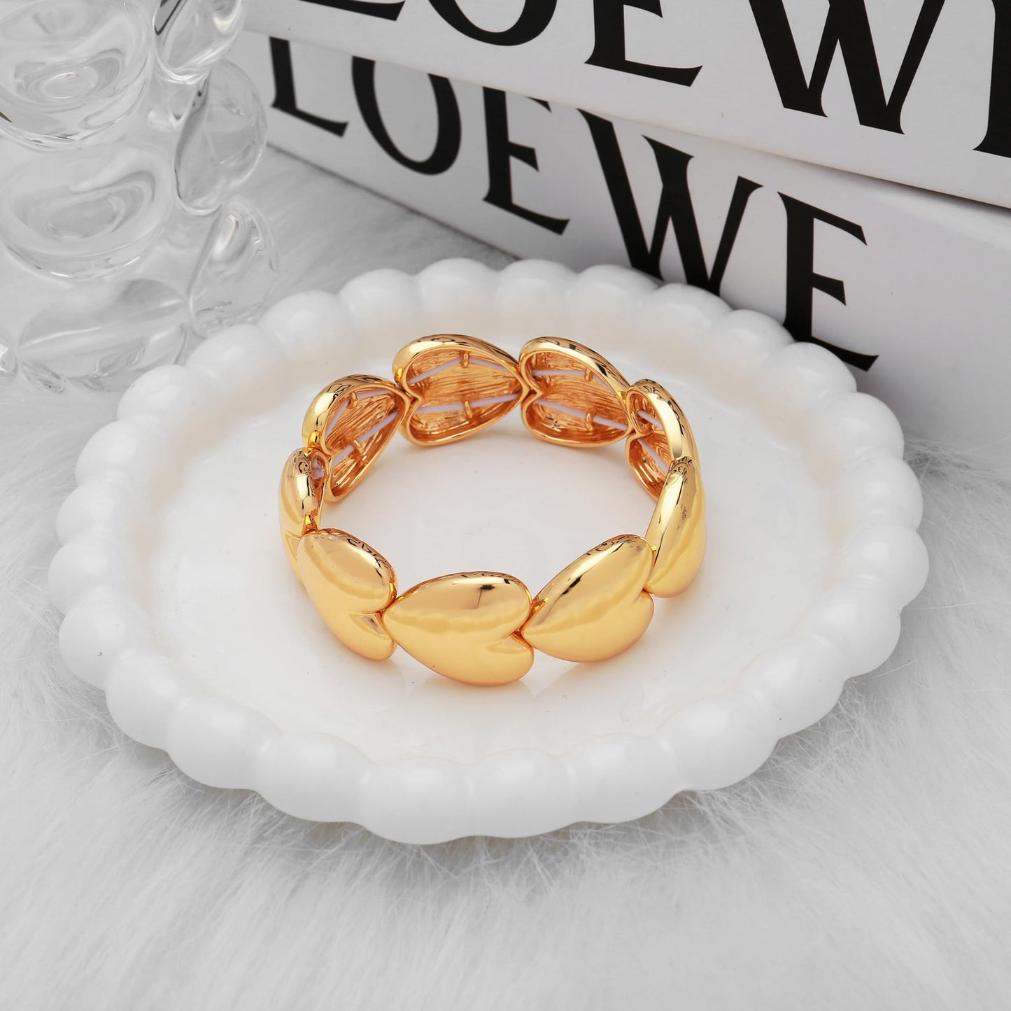 WOWORAMA Gold Heart Bangle Bracelet for Women Love Heart Stretch Bangles Thick Chunky Heart Bracelet Adjustable Statement Gold Bracelet