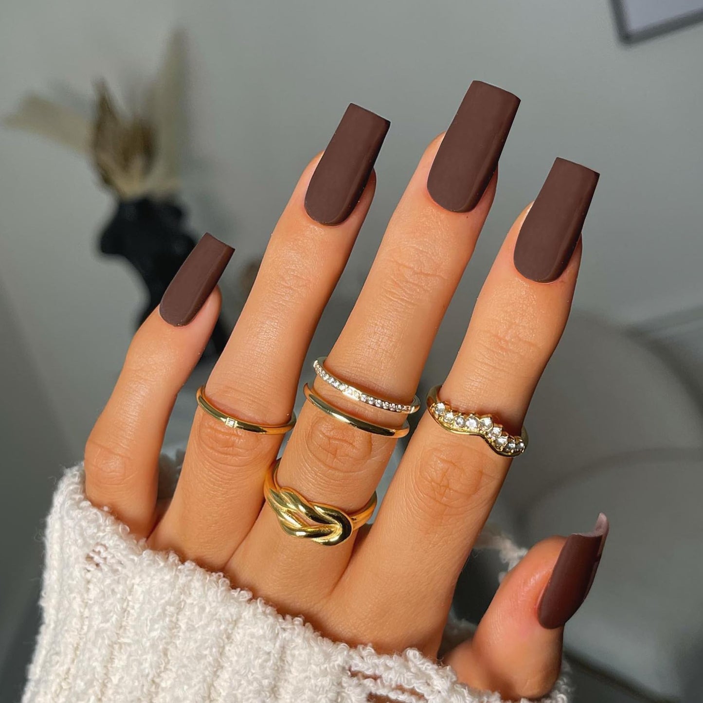 Matte Brown Press On Nails Medium Long Square, Xcreando Medium Coffin Nails Acrylic Press ons Glue on Nails Long Length, Solid Color Fake Nail for Women, Natural Thick Artificial Nail Stick on