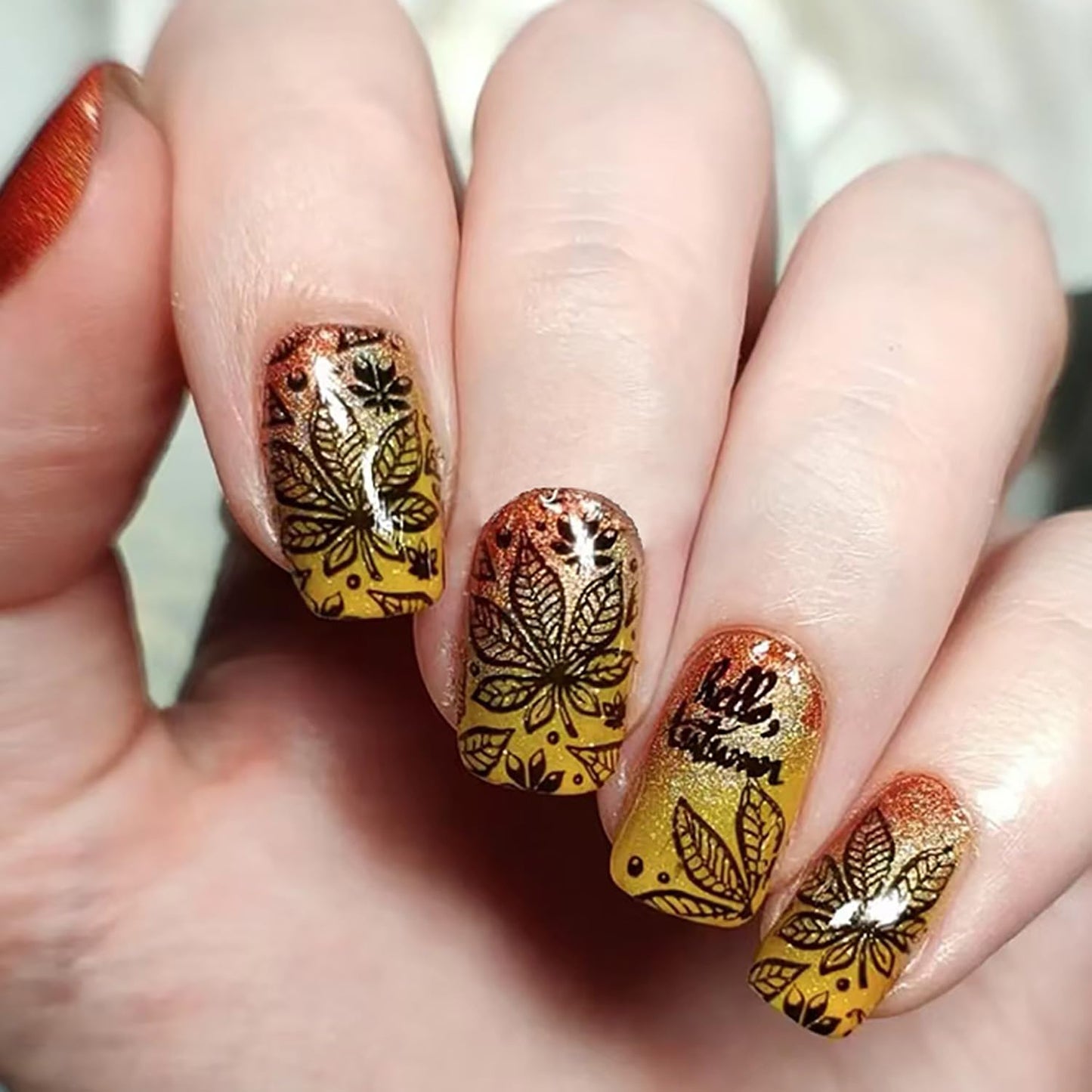 EYZOTSF Thanksgiving Press on Short Square Nails Acrylic Fall False Nails with Maple Leaf Designs Artificial Autumn Leaves Square Fake Nails Holiday Glue Stick ons Fingernails for Women(YS693)