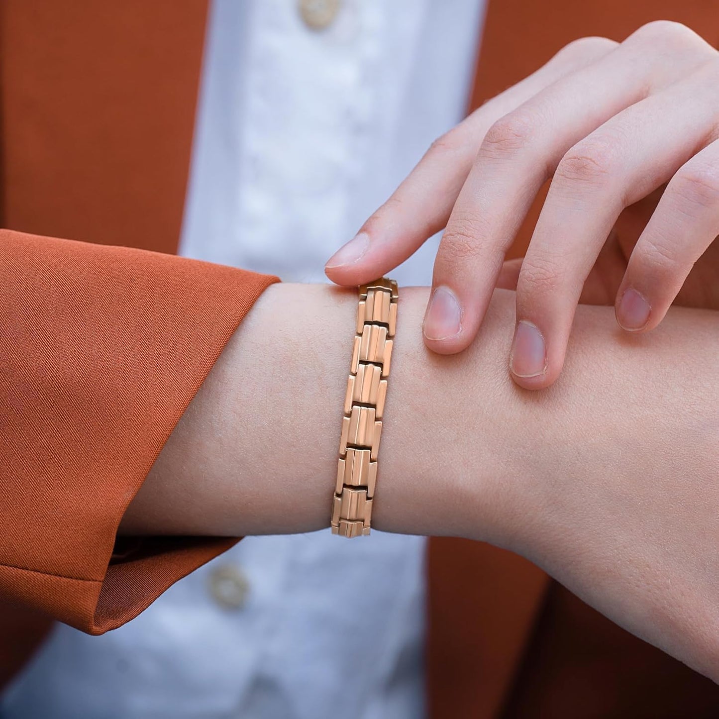MagnetRX® Women's Ultra Strength Magnetic Bracelet – Effective Titanium Magnetic Bracelets for Women – Adjustable Length with Sizing Tool for Perfect Fit (Rose Gold)