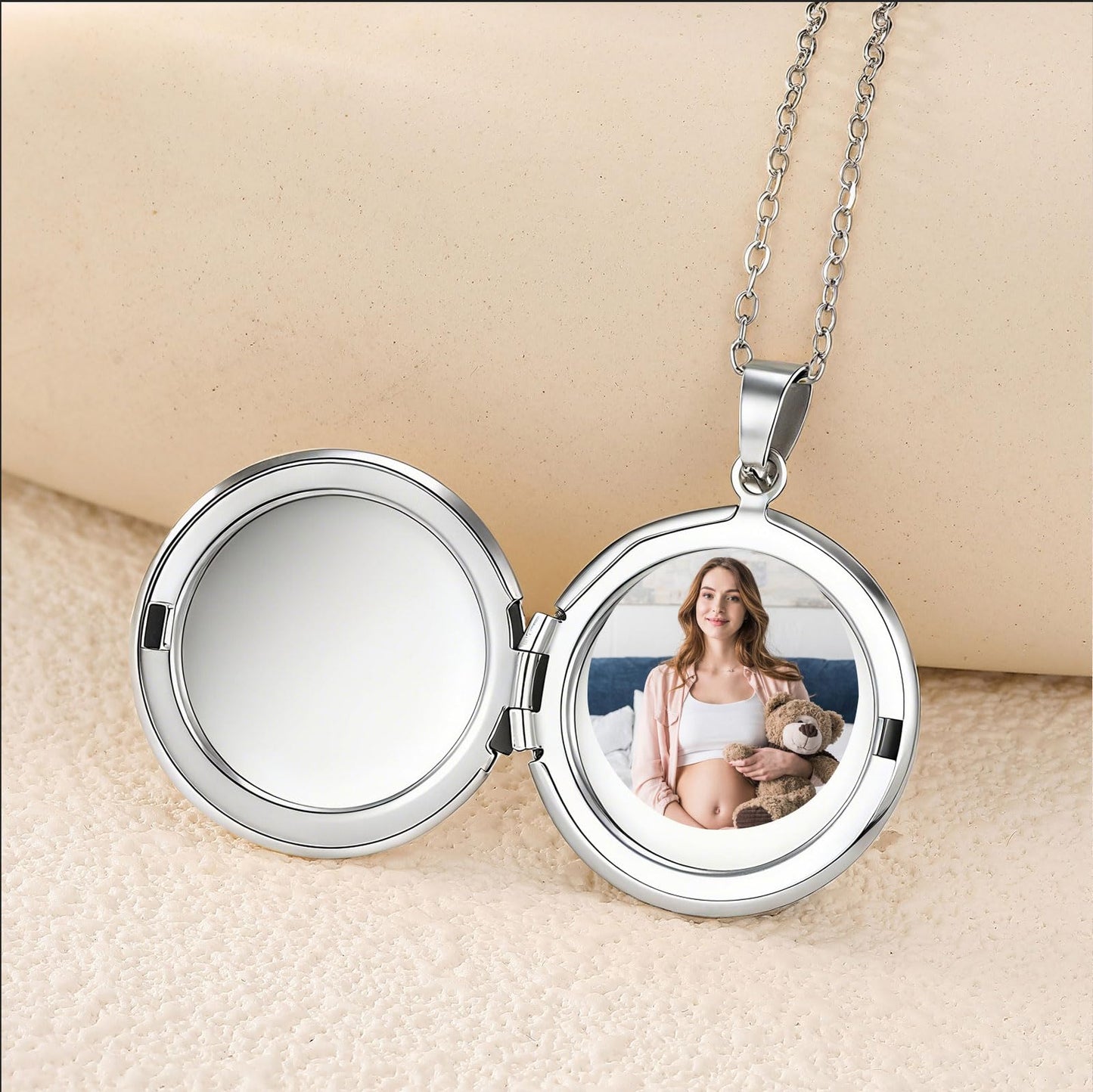 PHOCKSIN Silver Glossy Personalized Round Locket Necklace Custom Photo Locket Necklace for Women Picture Locket Pendant Necklace Text Engraved Customized Lockets Gifts for Mom Daughter