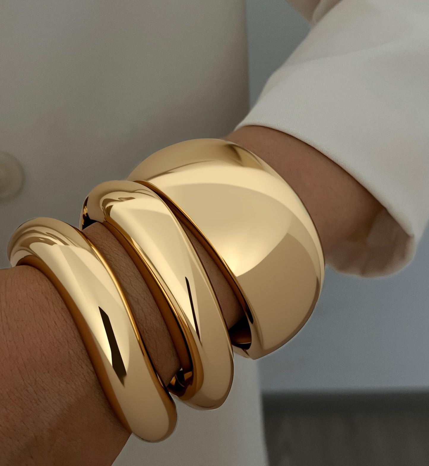 Chunky Gold Bangle Bracelets for Women, 14k Gold Plated Dainty Cuff Stackable Bangles Set, Trendy Bracelet Stack Fashion Jewelry Gifts (02-GOLD)