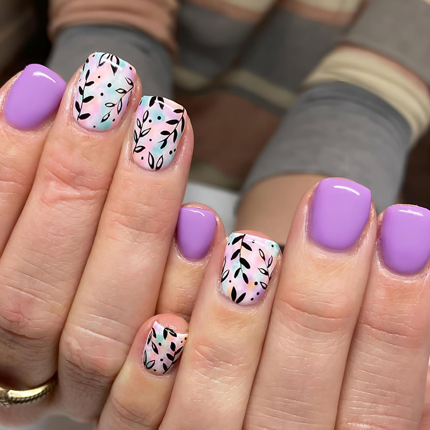 Square Press On Nails Short Fake Nails Leaf With Gradient Design Purple False Nails Spring Summer Acrylic Glue On Nail Full Cover Cute Press Ons Stick On Nail For Women Manicure Art 24pcs