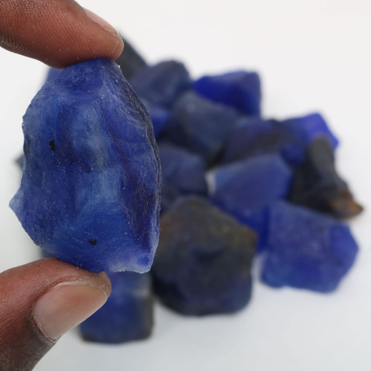 REAL-GEMS Natural Raw Healing Crystals Rough Stones for Tumbling, Cabbing, Polishing, Wire Wrapping, Wicca & Reiki Crystal Healing, Mix Gemstones,7 Chakra (Blue Sapphire)