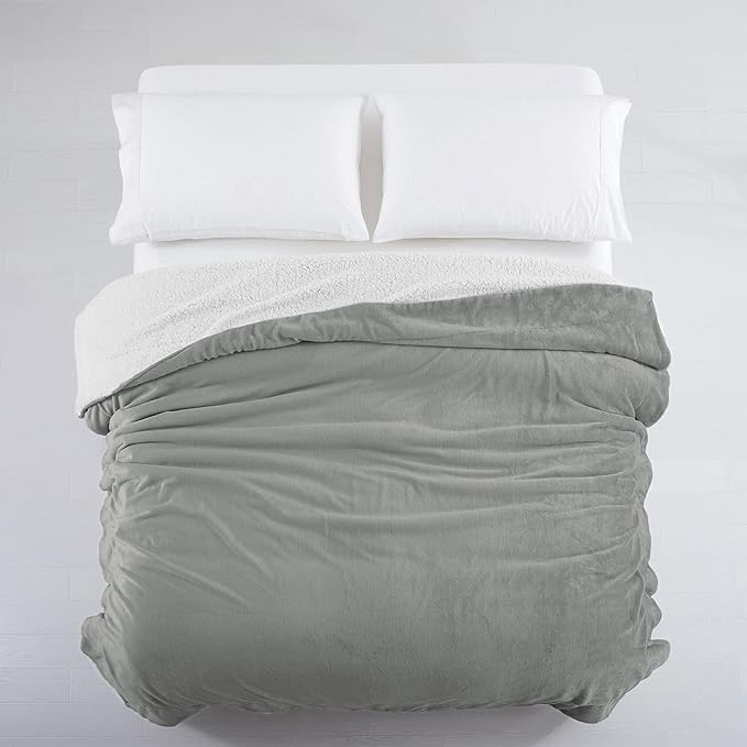 IR Imperial Rooms Silver Sherpa Blankets Queen Size for Bed - Wholesale Bulk Pack of 9 Sherpa Blankets - Soft Fluffy Throw Blanket for Hotels, Guest Bedroom, 90x90 Inches