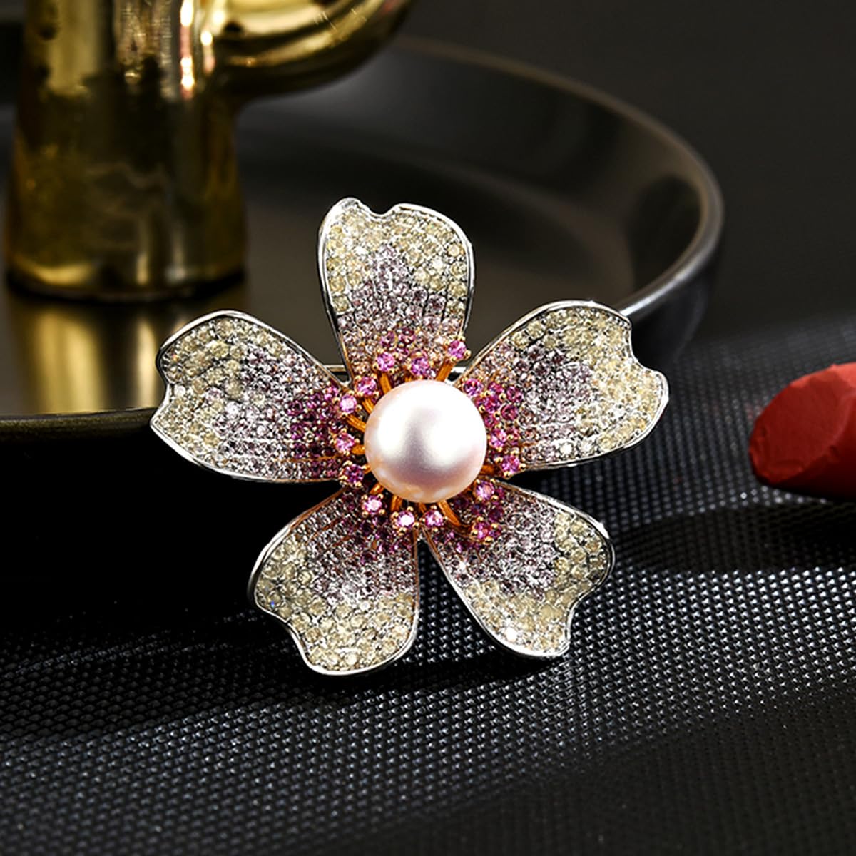 EMEGCY Lily Brooch for Women Rhinestone Lily Brooch Pin 18k Gold Plated Lily Pin Jewelry for Mom Wife Lily Pins