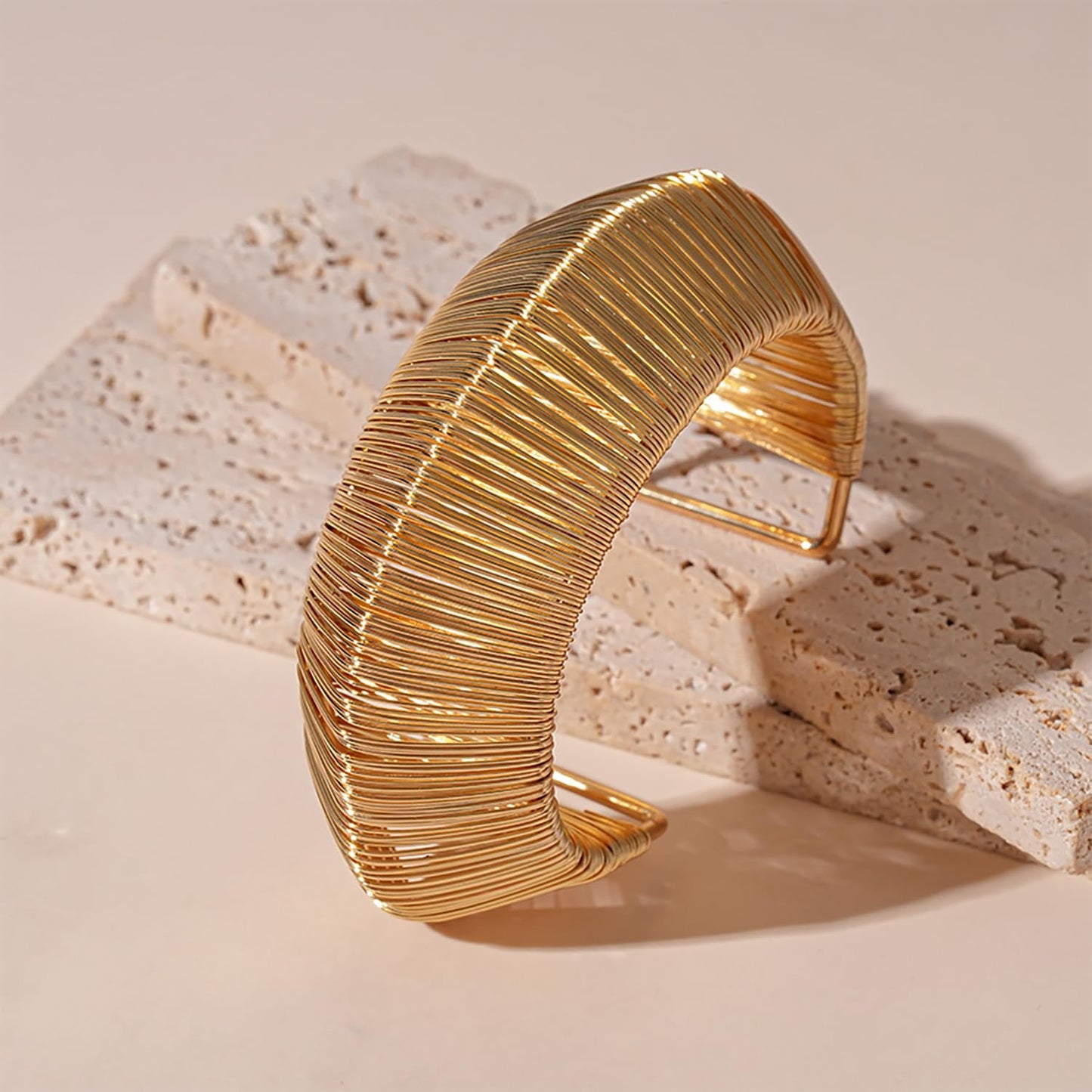 MOEEIJEW Chunky Gold Bangle Bracelets for Women Cuffs Bracelets Wide Hammered Bangle Statement Jewelry (Gold A)