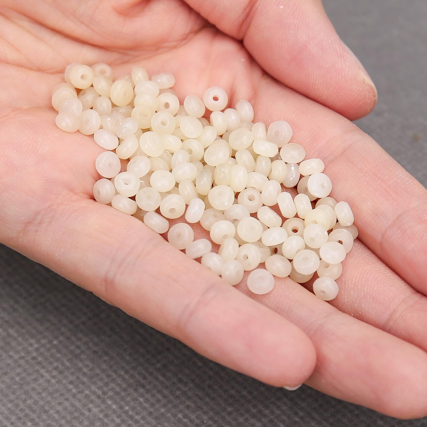 BONNY BOXX 1 Strand (150PCs) Natural 2 * 4mm White Opal Rondelle Beads, Natural Abacus Disk Stone Beads Loose Spacer Gemstone for DIY Bracelet Necklace Jewelry Making