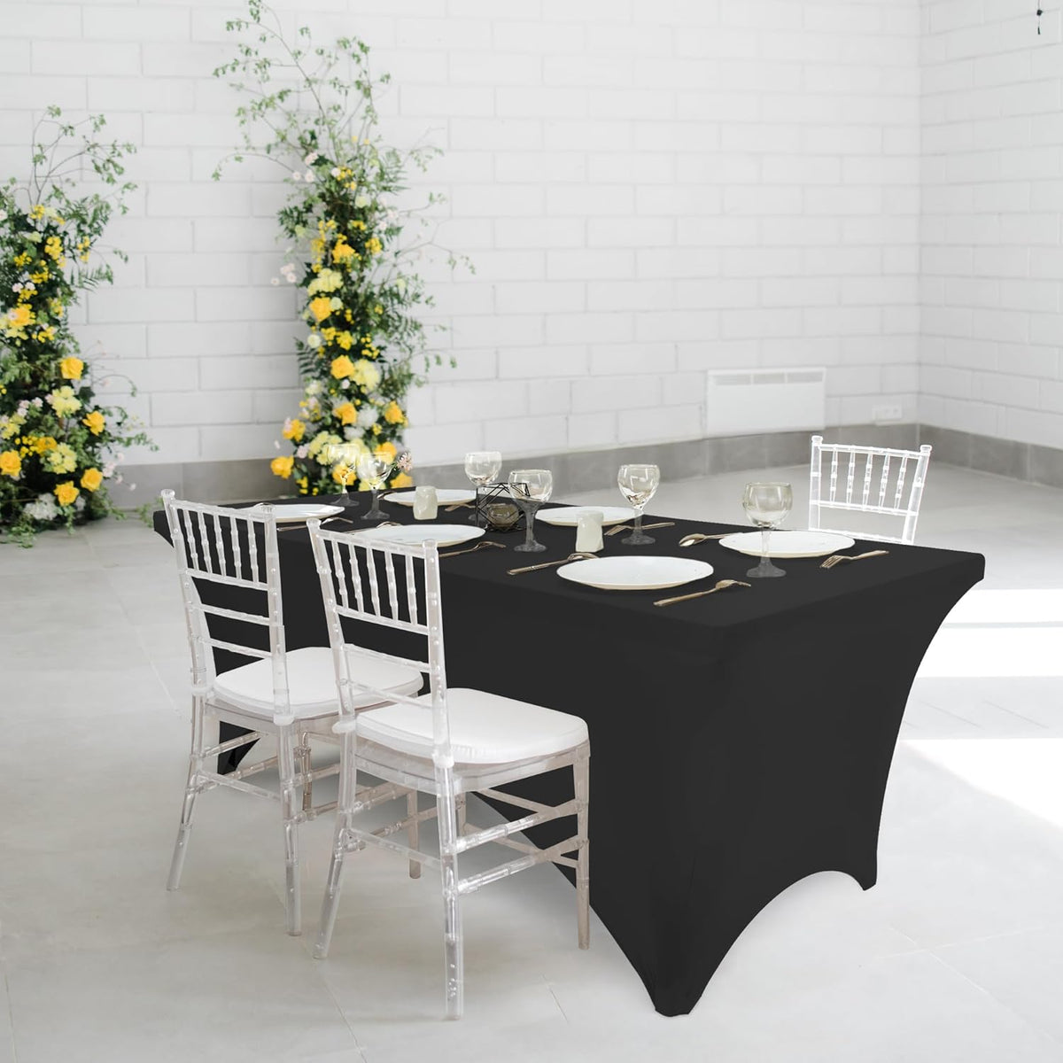 Utopia Kitchen 6FT Spandex Tablecloth [2 Pack, Black] 200 GSM Stretch, Fitted, Washable and Wrinkle Resistant Table Cloth Rectangle Cover for Trade Shows, Wedding, Parties [72Lx30Wx30H Inch]