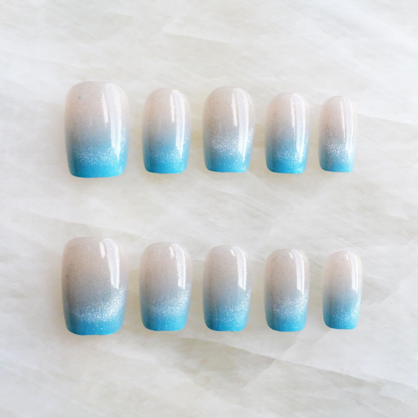 Glossy Cat Eye Short Square Press-On Acrylic Gel Nails, Artificial Nail for Daily Wear 30 Pcs (Sky Blue, 30 pcs)