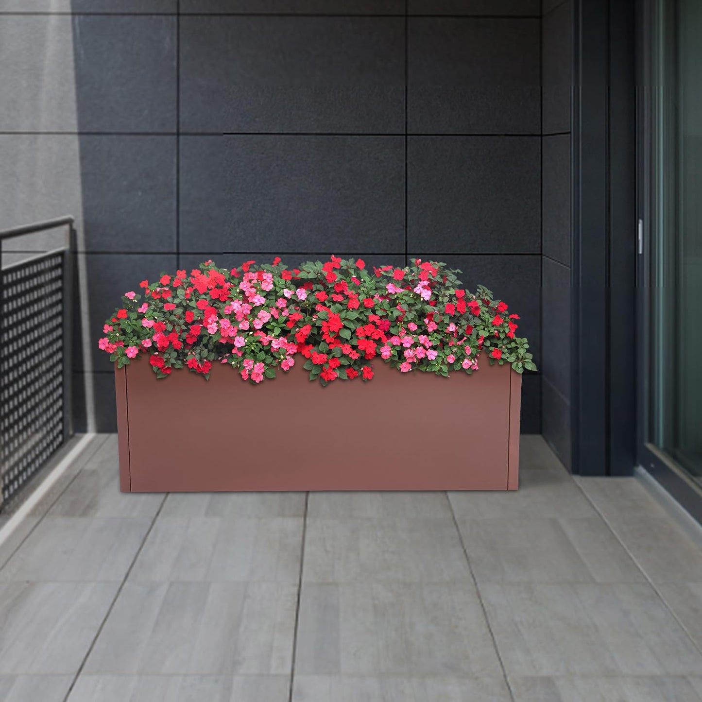 TFCFL Large Planter Box, Rectangular Steel Raised Garden Bed with Drainage, Outdoor Indoor Flower Pot for Balcony Patio, Heavy Duty Plant Container for Gardens, Halls, Terraces 38x15x15 Inch（Brown）
