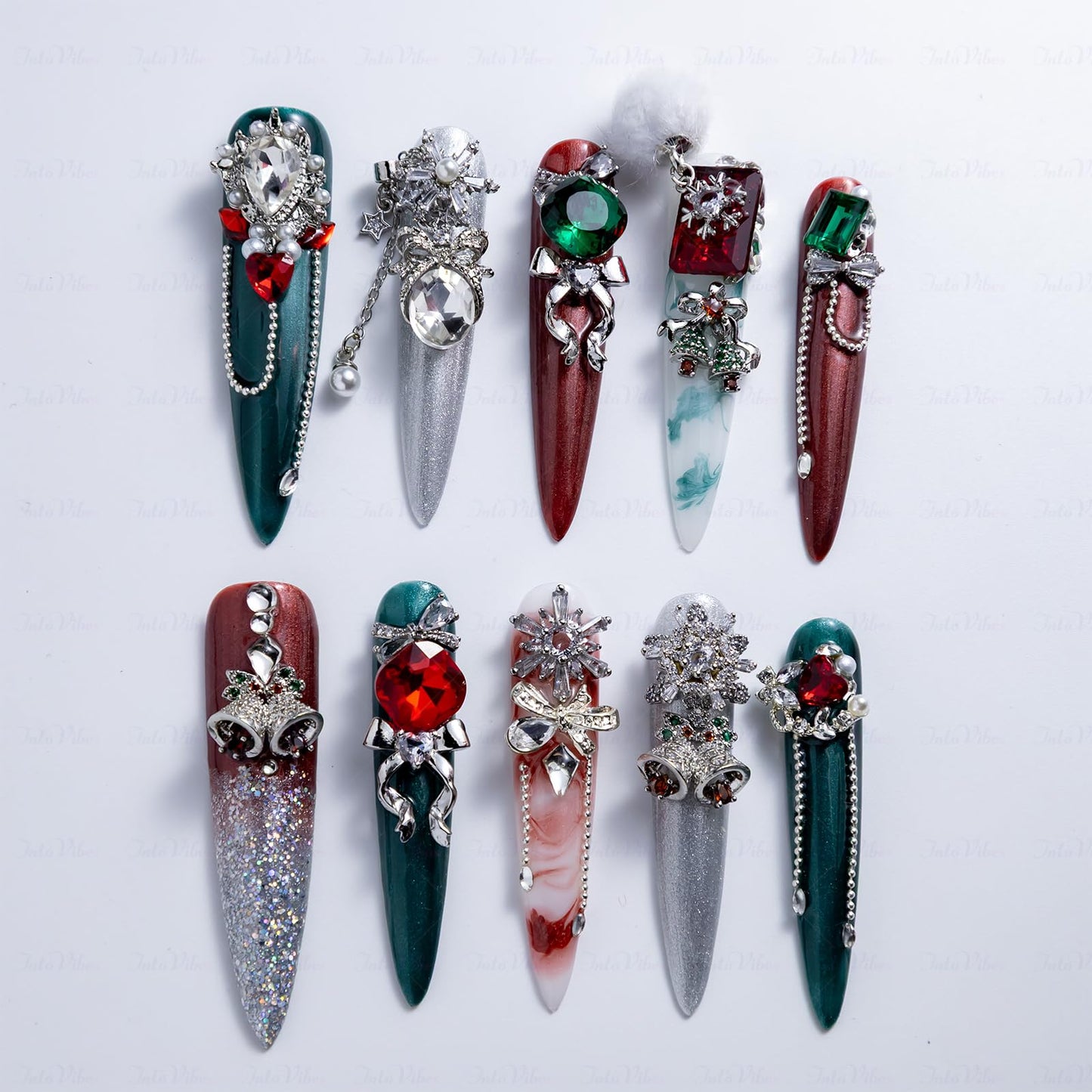 IntoVibes 10 Pieces Handmade Luxury Red And Green Christmas Long Press On Nails With Stiietto Design, Reusable Fake Nails, Including Accessories And Tools (Size L)