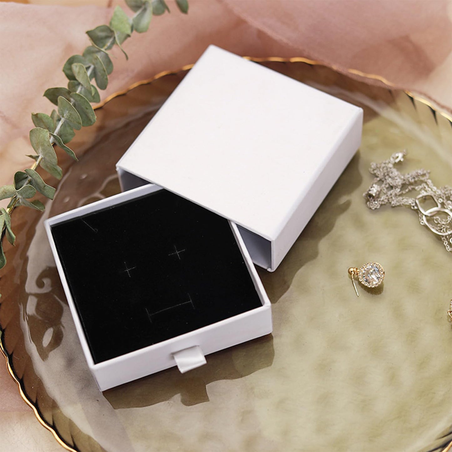 WRINGKIT 24 Pack White Cardboard Jewelry Gift Boxes Bulk, Square Jewelry Gift Boxes 3.5x3.5x1.2 Inch, Jewelries Packing Box with Lids Foam Cushion for Necklace Earring Bracelet Ring Display Storage