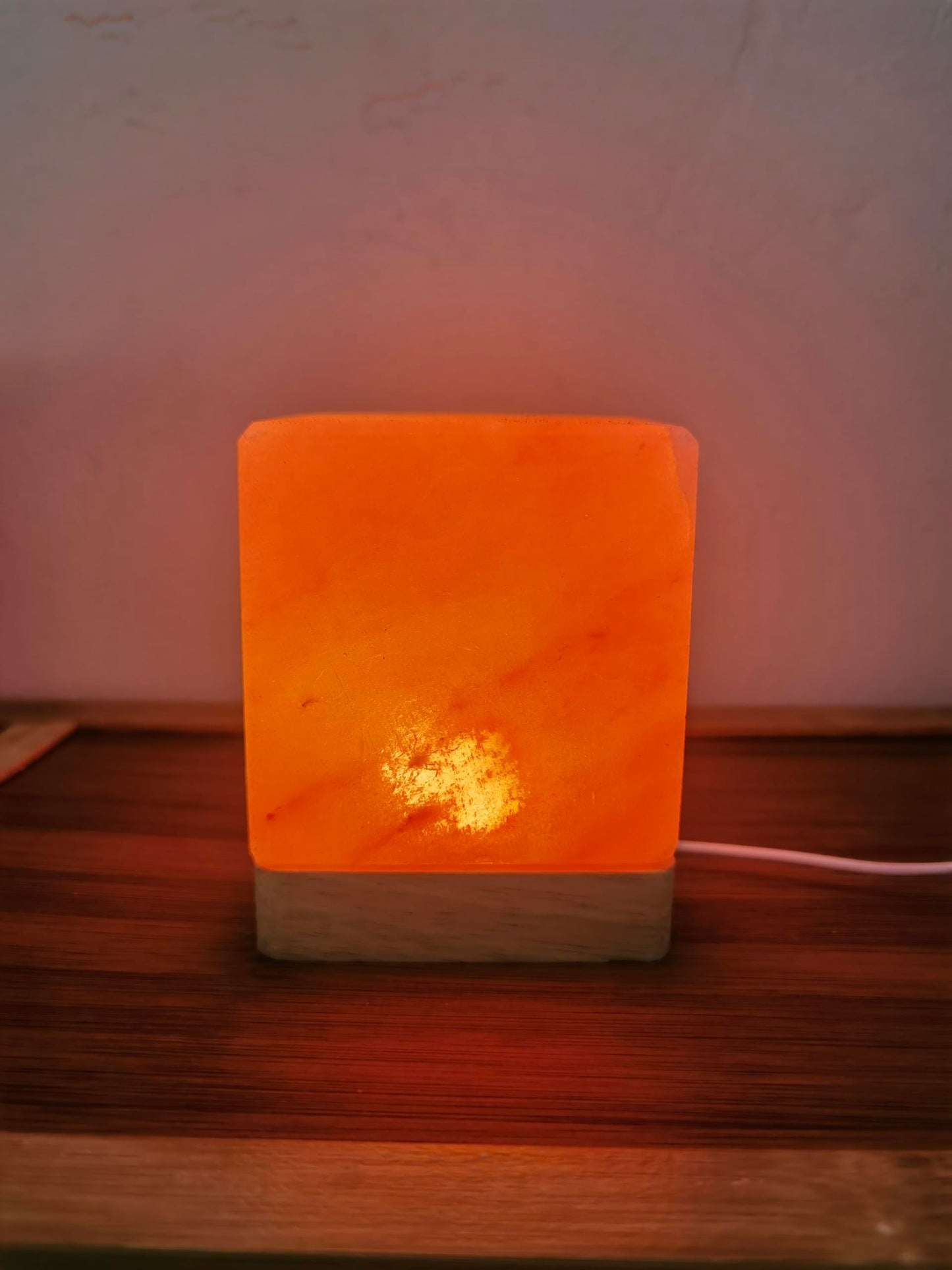 YZYOE USB Colour Gradient Himalayan Salt lamp, Solid Wood Base Atmosphere Decoration Square Salt lamp with Remote Control, Natural Crystal Stone Bedside Night Light, Handmade Crafts.