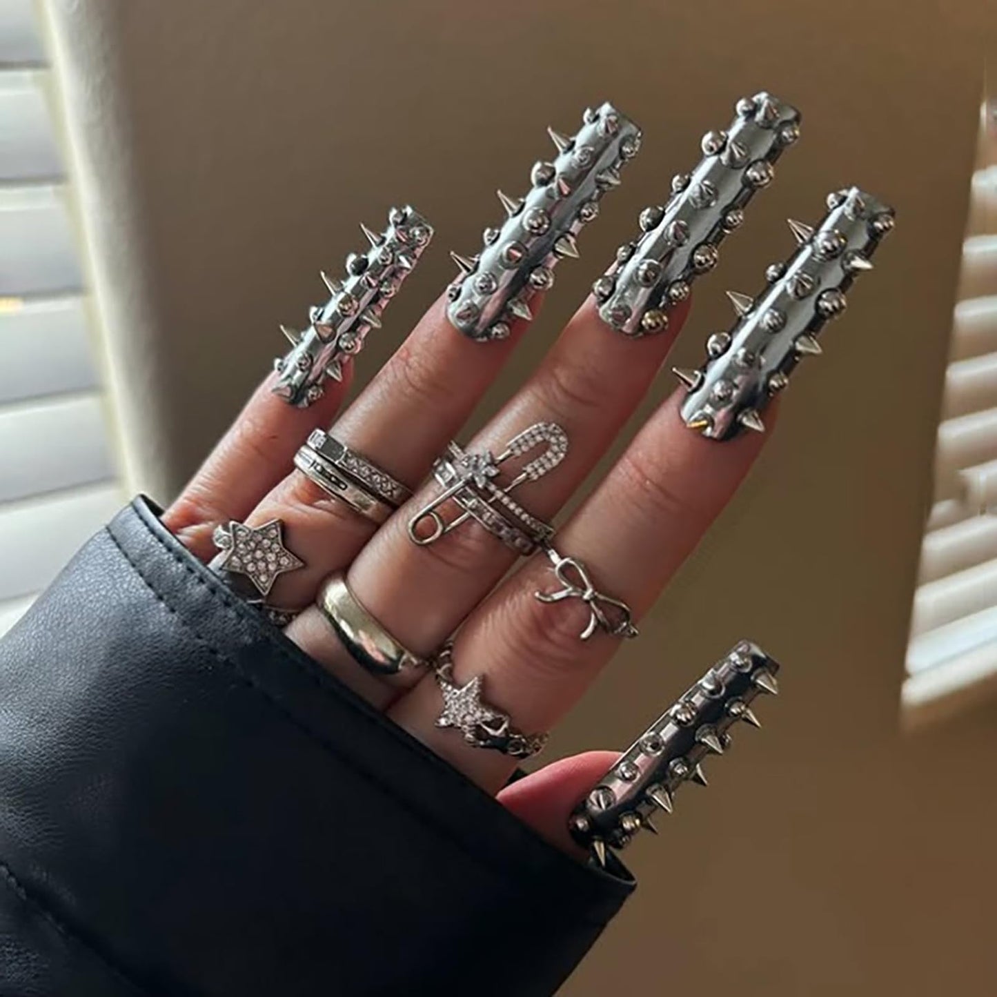 IMRAIN Press on Nails Long Square Fake Nails Metal Silver Acrylic False Nails with Rivets Design Chrome Gothic Full Cover Y2K DIY Nail Supplies Stick on Nails for Women Manicure