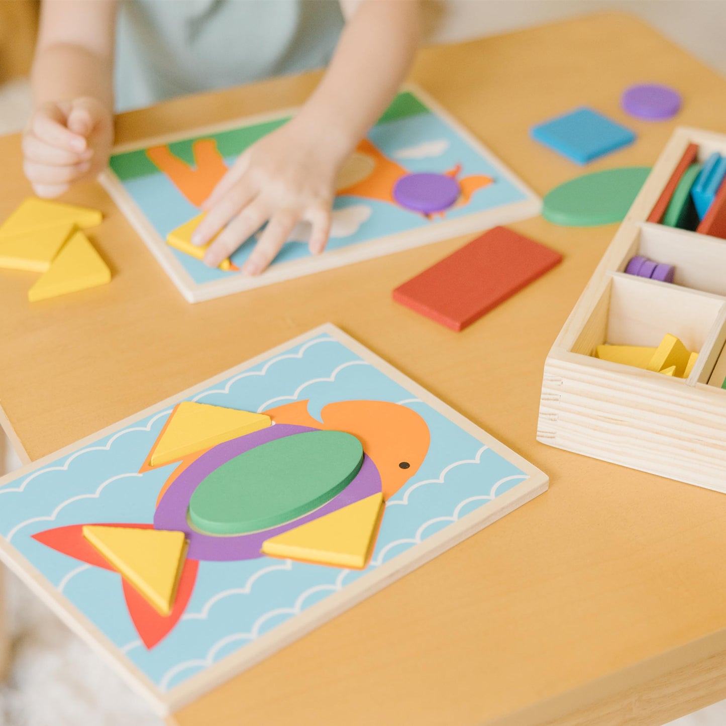 Melissa & Doug Beginner Wooden Pattern Blocks Educational Toy with 5 Double-Sided Scenes and 30 Shapes Puzzles for Kids 3+