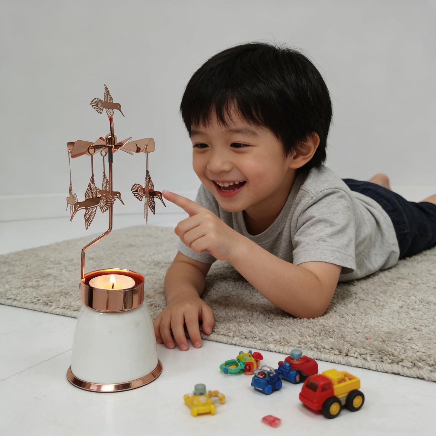 kingnero Rotary Candle Holder Spinning Candleholder Tea Light Candle Powered Carousel Small Gift (Hummingbird)