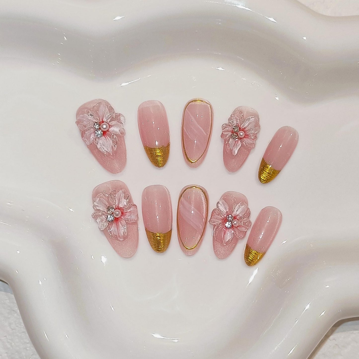 TENPAL Cat Eye Nude Pink Gold French Tips Press on Nails Medium Almond with 10Pcs Kit, Removable Summer Floral Blush Simple Cute Design for Women(XS)