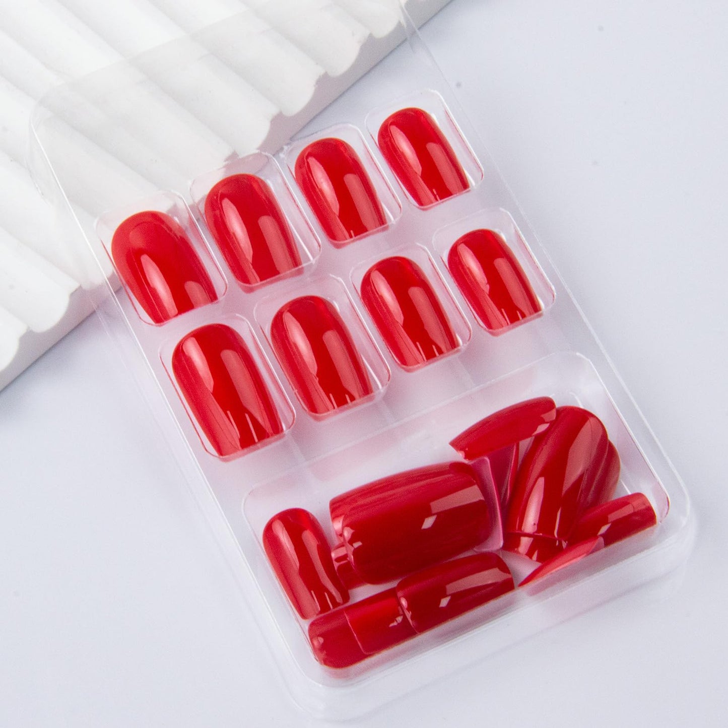 Red Press on Nails Medium Square Fake Nails Wine Red Cat Eye False Nails Glossy Chrome Glue on Nails Shiny Glitter Reusable Artificial Acrylic Nail for Women Girls Manicure 24Pcs