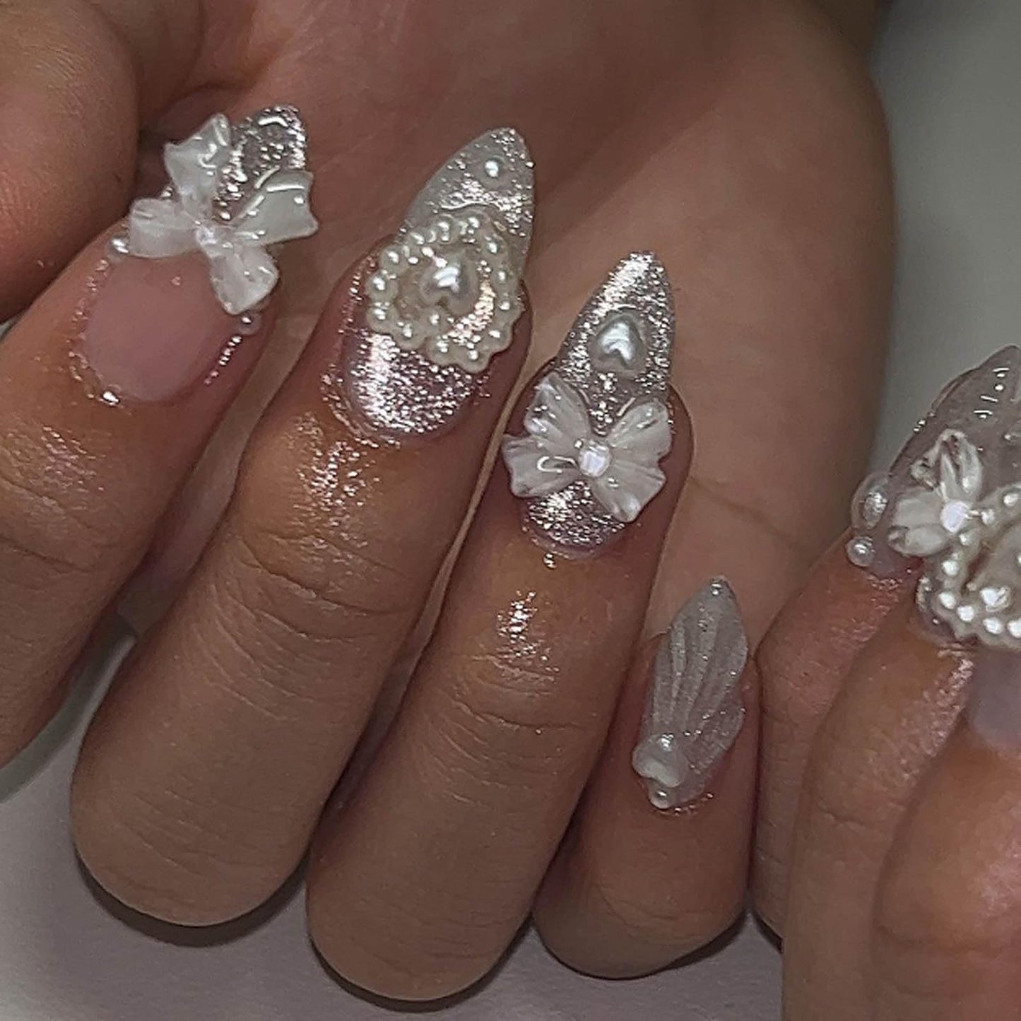 Hkanlre Medium Flower Press on Nails Pearl Rhienstones Fake Nails Tips Full Cover Almond False Nails for Women 24PCS