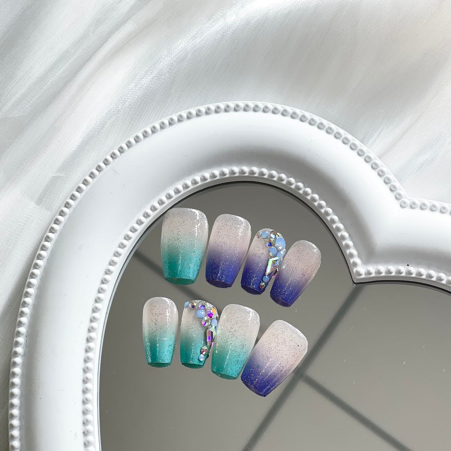 Press on Nails Medium Coffin SWEKKE Fake Nails Mermaid Full Cover Gradient False Nails with Designs Rhinestones Glitter Glossy Glue on Nails Manicure Artificial Acrylic Nails for Women Girls 24Pcs