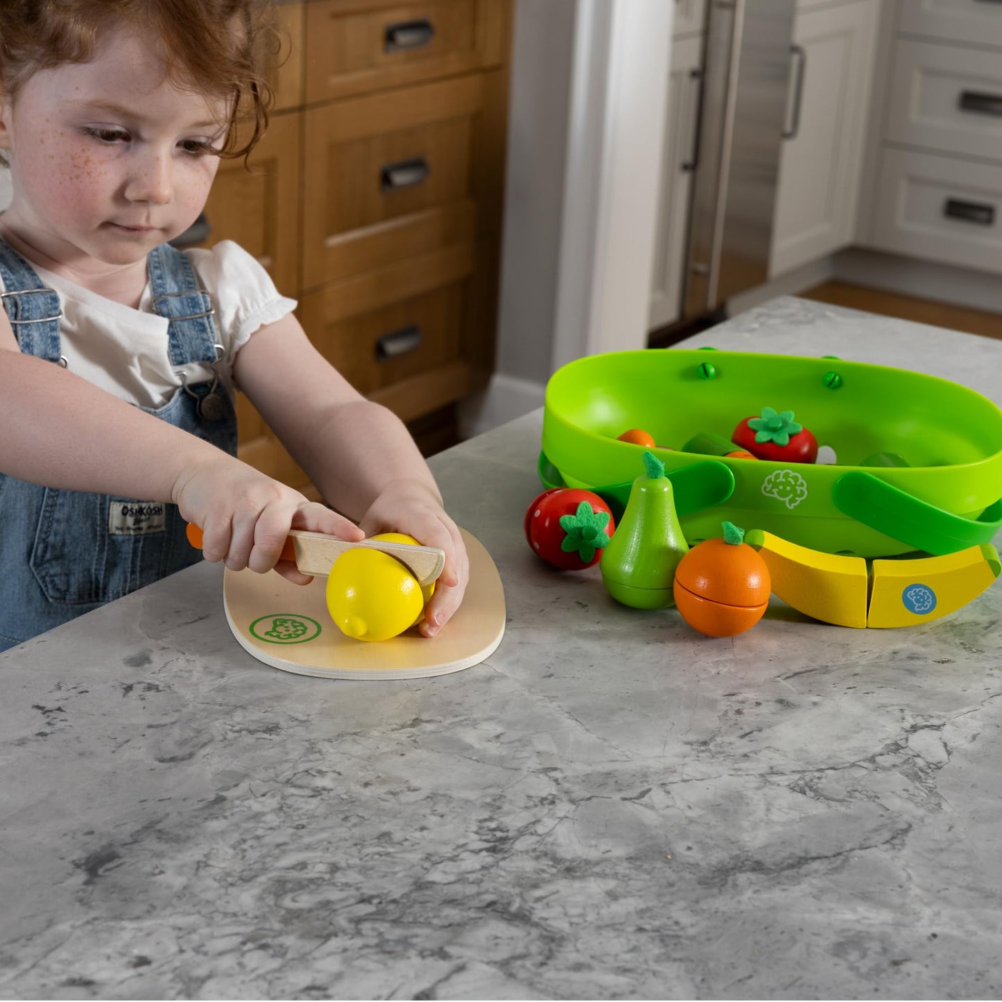 Fat Brain Toys Pretendables Fruit & Veggie Basket - Pretend Playset with Storage, 3+