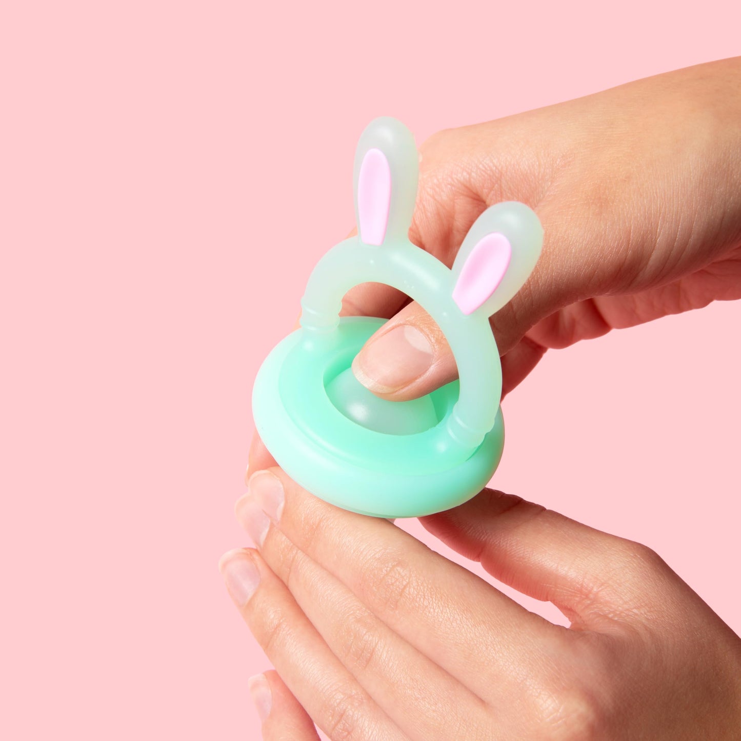 Vesta Baby Fresh + Frozen Food Feeder - 2 Sizes Soft Silicone Push Pop Fruit Nibbler for Safe Infant Self Feeding - Solid Foods Weaning & Teether Set - Bunny Teething Relief Toy for Babies 4M+