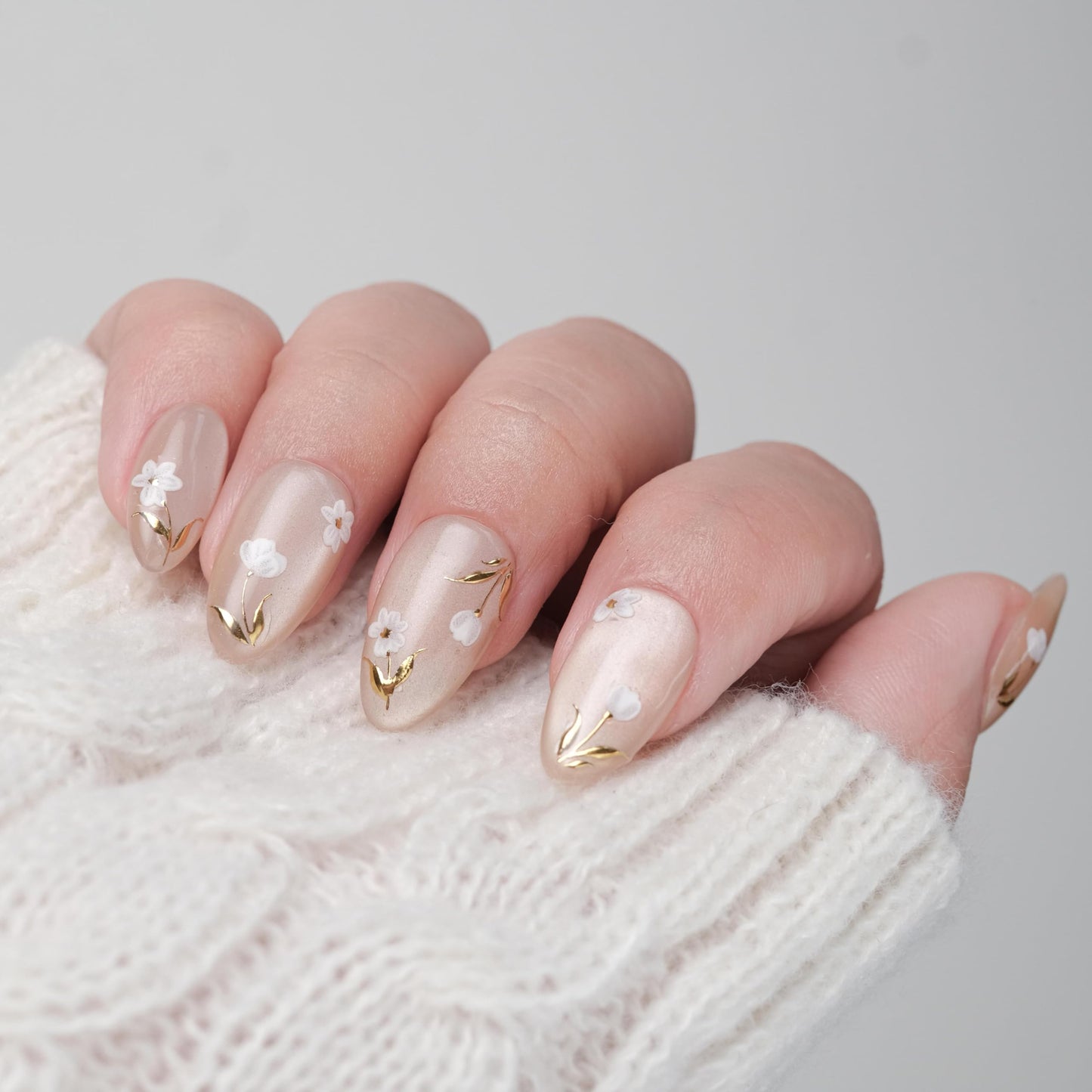 Nailique Press On Nails Short Almond – Handmade White Floral Soft Gel with Gold Foil Spring Design, 26pcs Reusable Nail Tips with Lamp-Curable Glue, Salon Quality Bridal Wedding Manicure