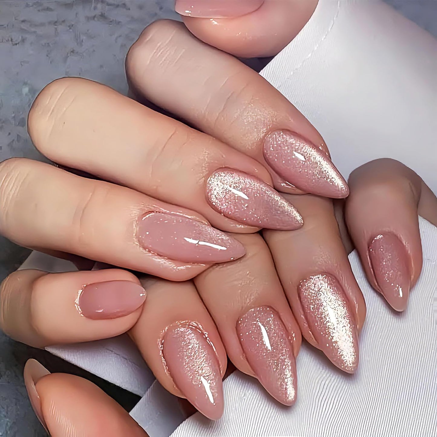 KQueenest Cat Eye Light Pink Press on Nails Medium Almond, 30 Pcs Glitter Nude Pink Fake Nails Press ons, Sparkly Acrylic Nails for Salon Manicure, Reusable Glue on Nails for Women Beginner