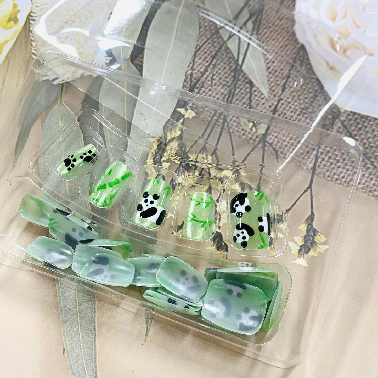 Press On Glossy Full Cover Acrylic Short Green False Nails with Panda Bamboo Artificial Square Shaped Fake Nails with Charms Glue Ons for Women Girls