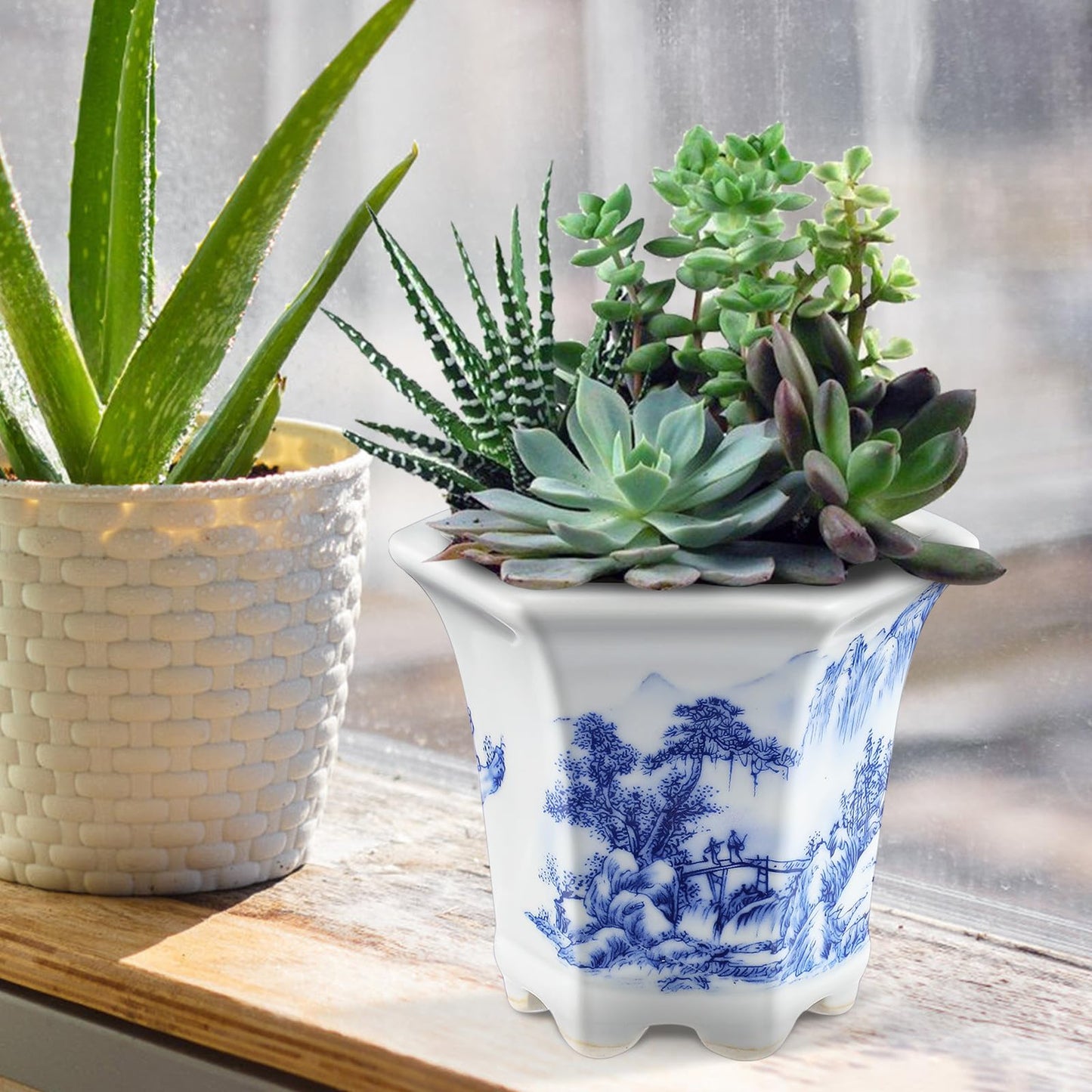VOSAREA 3.54In Blue and White Planter Pot, Chinoiserie Ceramic Blue and White Pot for Indoor Plants, Succulent Ceramic Planter Desk Home Decor