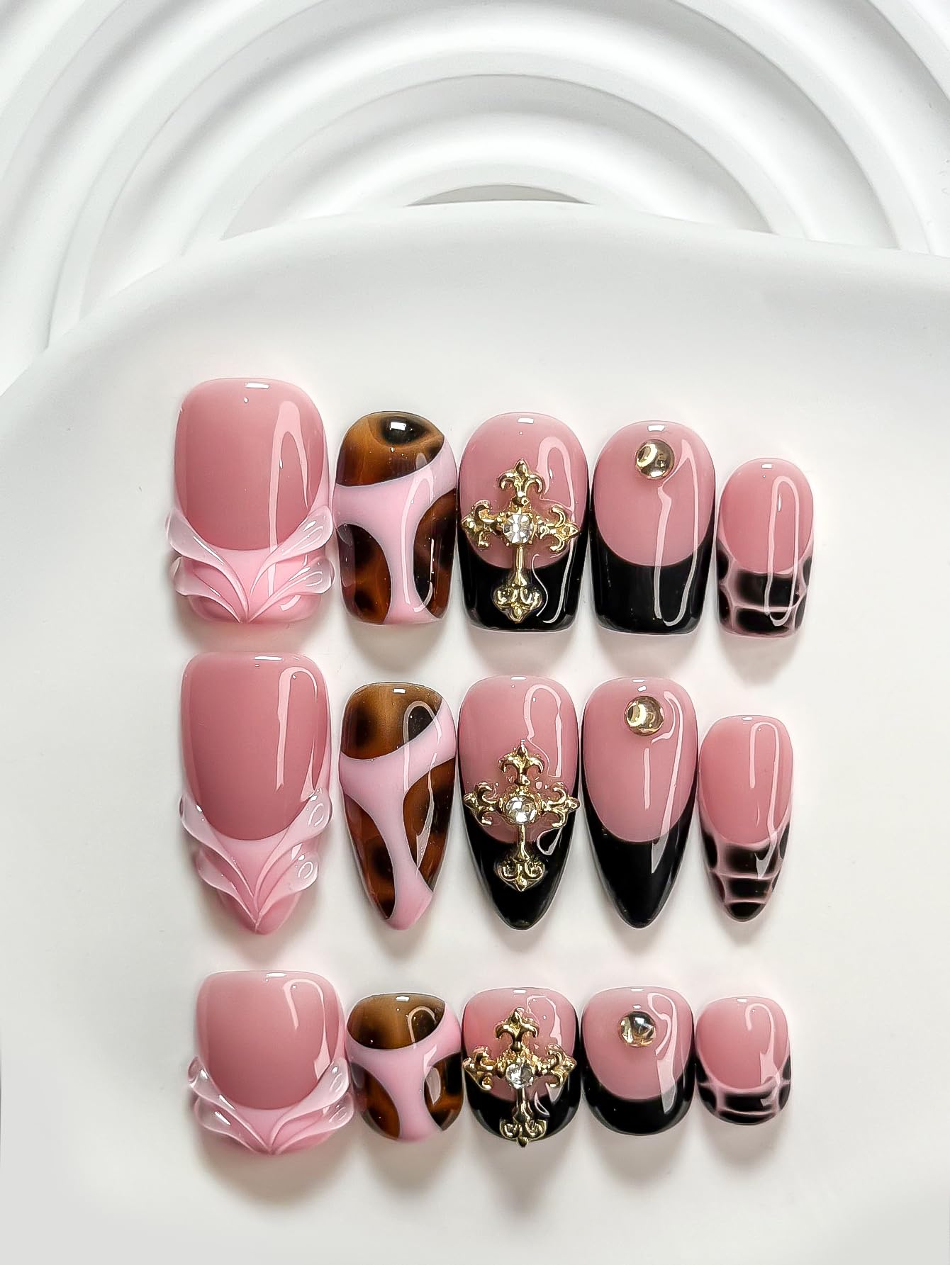 Curatique Handmade Press on Nails - Artificial Acrylic Nails Blue French Tips Stick on Nails 3D Pearl Fake Fingernail Summer False Nails for Women Manicure 10 Pcs (Pink Grunge, M, Almond)