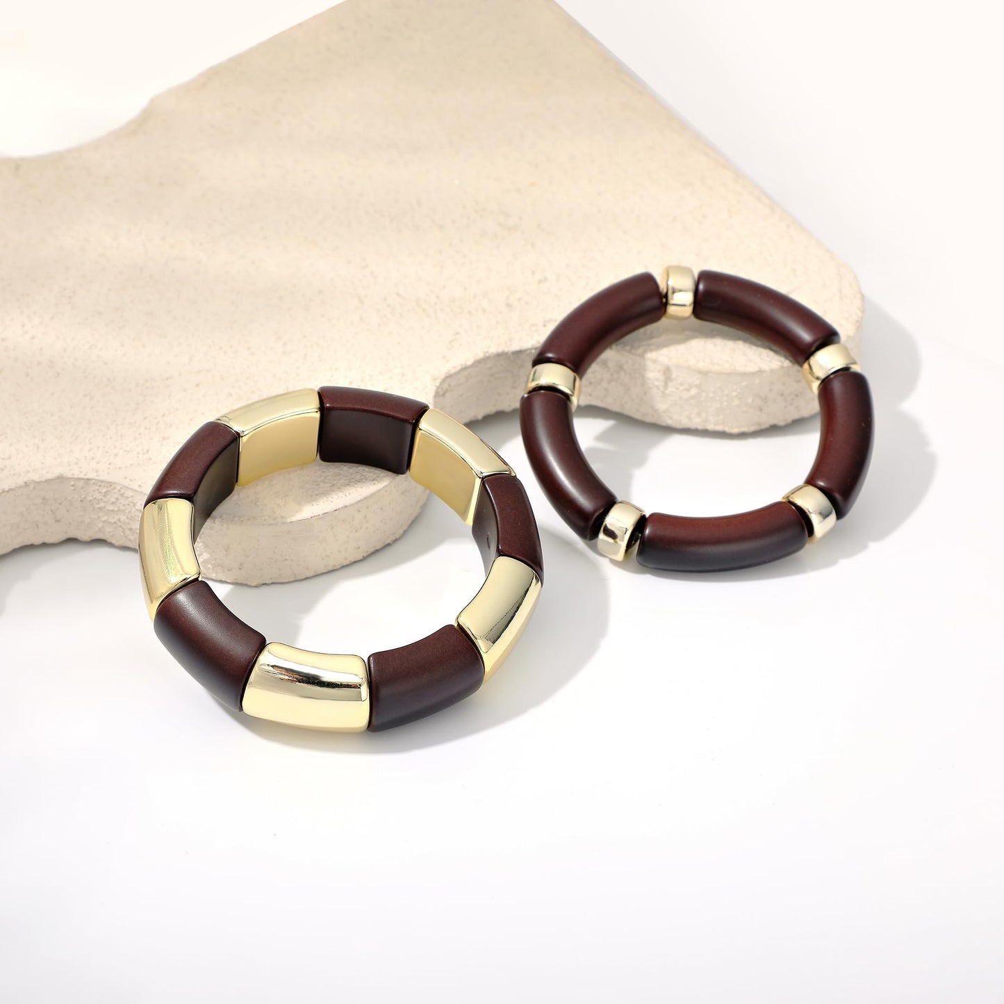 GOOJIDS Simple Beaded Gold Plated Bangles Bracelet Chunky Bamboo Tube Curved Stacking Clear Acrylic Colorful Beads Stretchable Gold Plated Bracelets Set For Women (T-Dark Brown 2 set)