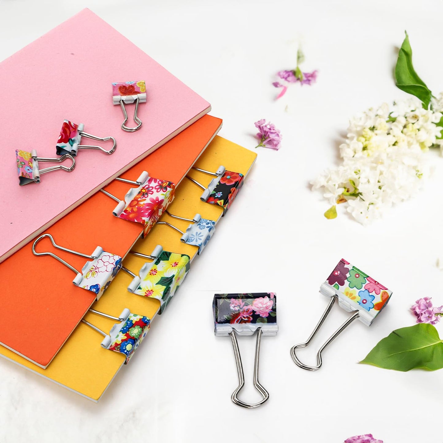Fasmov 148 Pcs Cute Binder Clips with 3 Sizes (Small/Medium/Large), Office Stationery Clips for Organizing Papers, Crafting & DIY Projects, Paper Clamps Perfect for Office, School, and Home Use