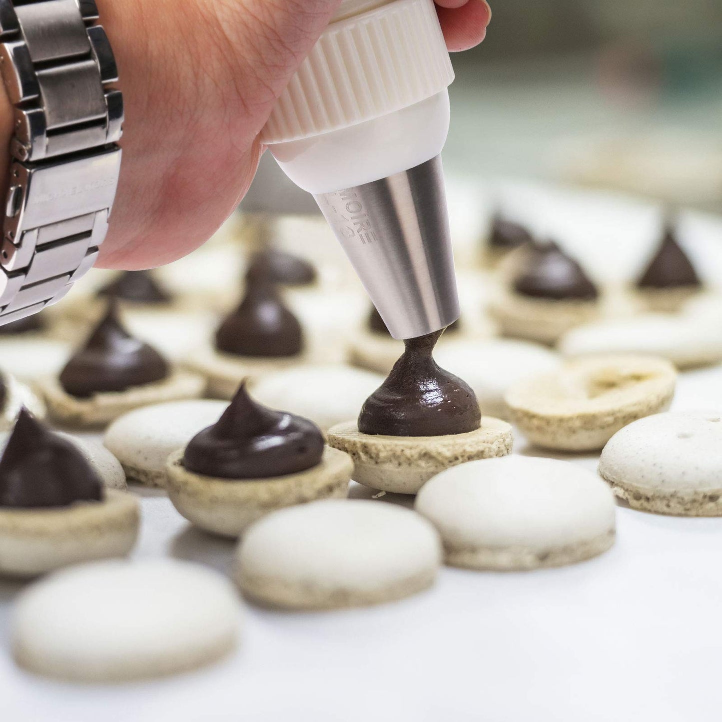 Kasmoire 9 Pcs Round Piping Tip,Macaron Piping Tip,Cake and Cookie Decorating Plain Tube Set