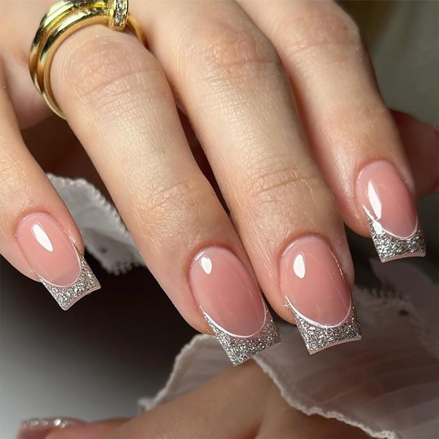 Silver French Tip Press on Nails Medium Square Fake Nails Nude Pink False Nails Stick on Nails Glitter French Glue on Nails Design Full Cover Artificial Artificial Nails for Women Manicure Salon 24Pcs
