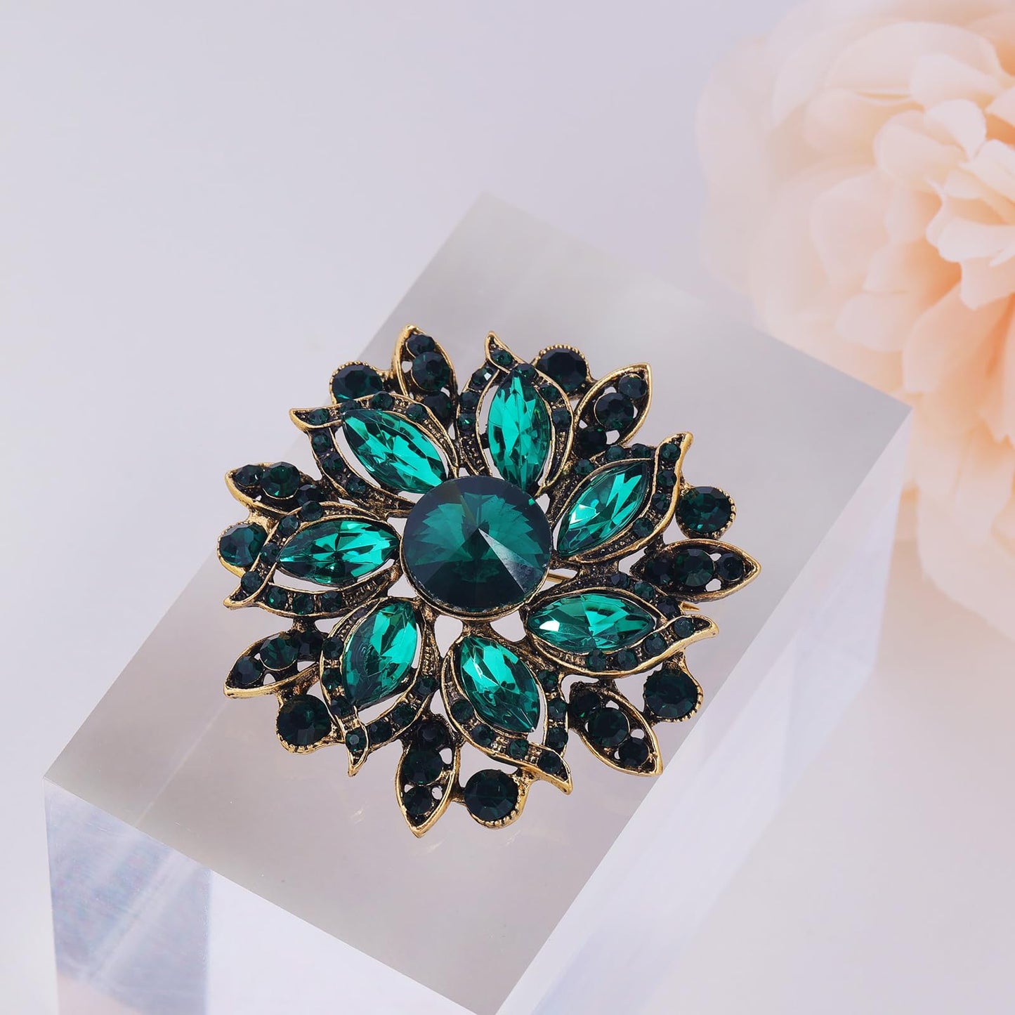 LAXPICOL Vintage Women's Green Austrian Crystal Elegant Flower Brooch Wedding Broach Pin